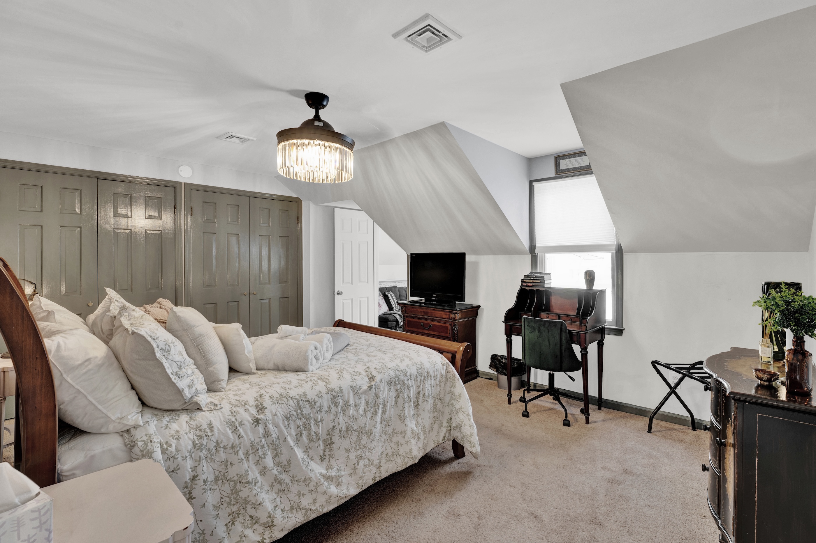  143 W Leaming Avenue - 物件實景