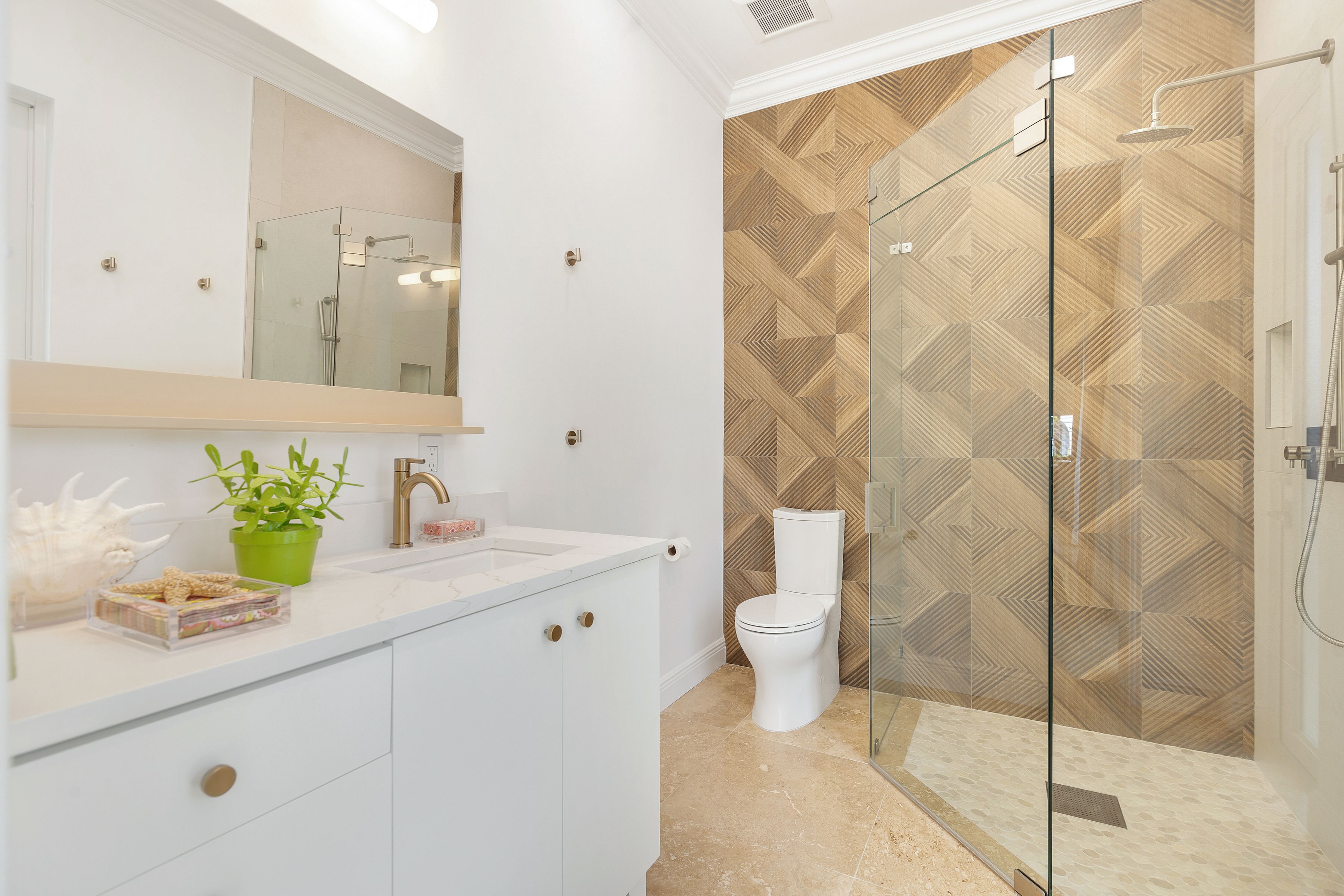  203 Arlington Road - 物件實景