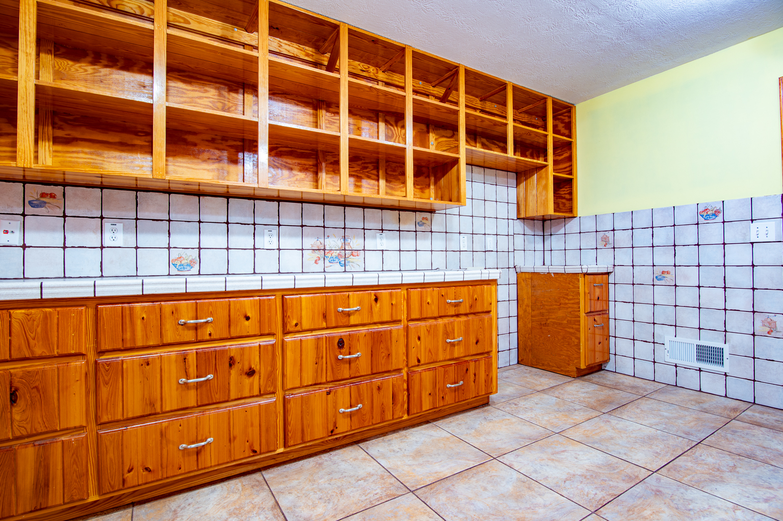 Covington, Georgia, 30016, United States, 3 Bedrooms Bedrooms, ,3 BathroomsBathrooms,Residential,For Sale,1923419