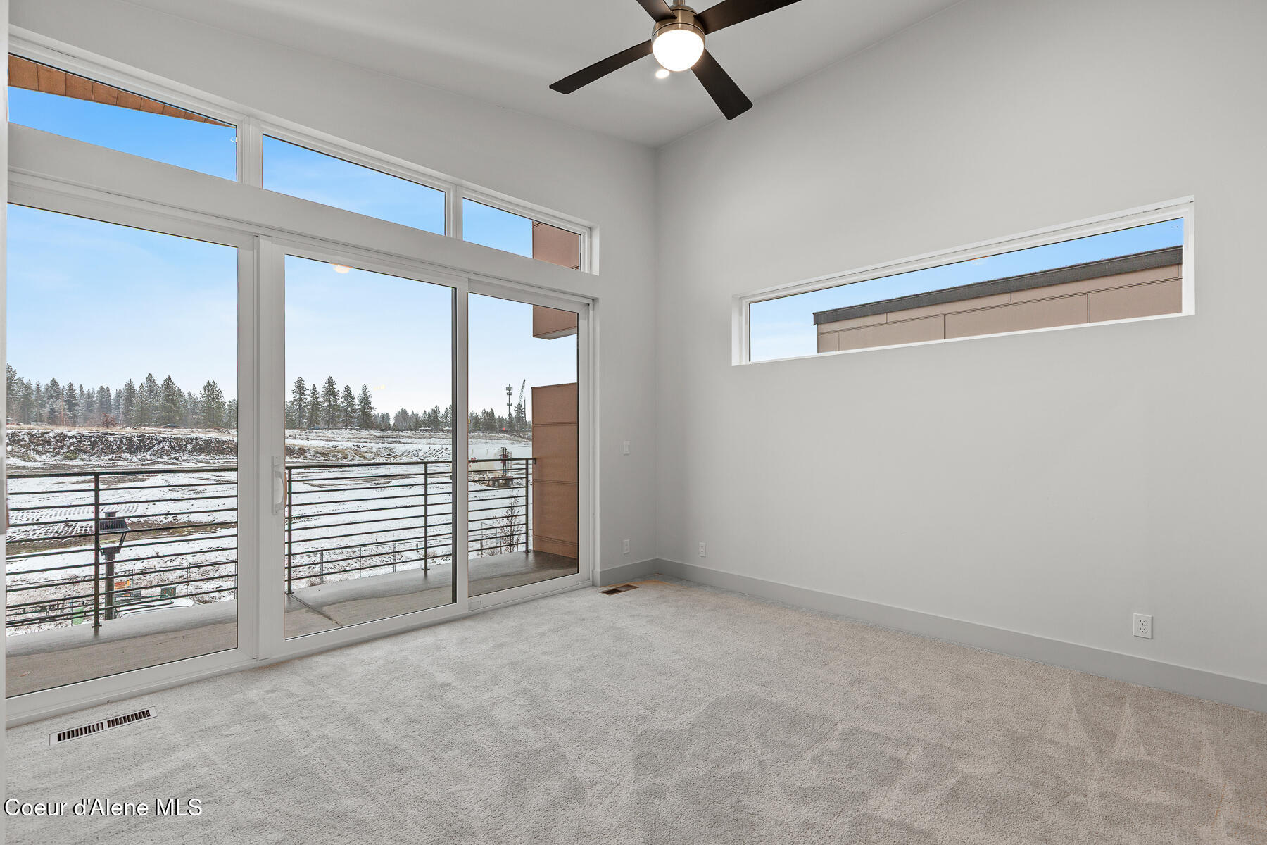 Coeur d'Alene, Idaho, 83814, United States, 3 Bedrooms Bedrooms, ,4 BathroomsBathrooms,Residential,For Sale,2002560