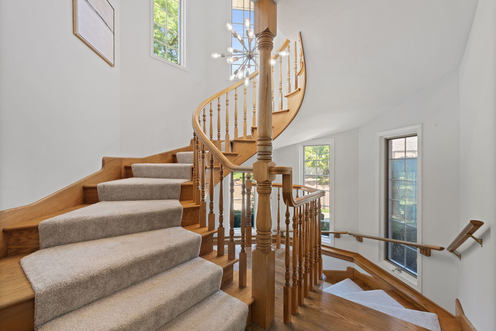 Oak Brook, Illinois, 60523, United States, 7 Bedrooms Bedrooms, ,5 BathroomsBathrooms,Residential,For Sale,1990925