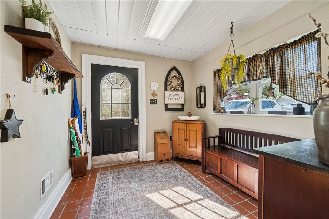 North Huntingdon, Pennsylvania, 15642, United States, 3 Bedrooms Bedrooms, ,3 BathroomsBathrooms,Residential,For Sale,1981401