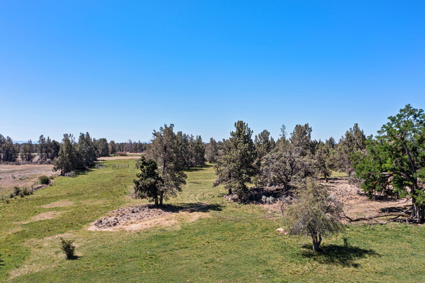  4220 NE Smith Rock Way Terrebonne, OR 97760 - 物件實景