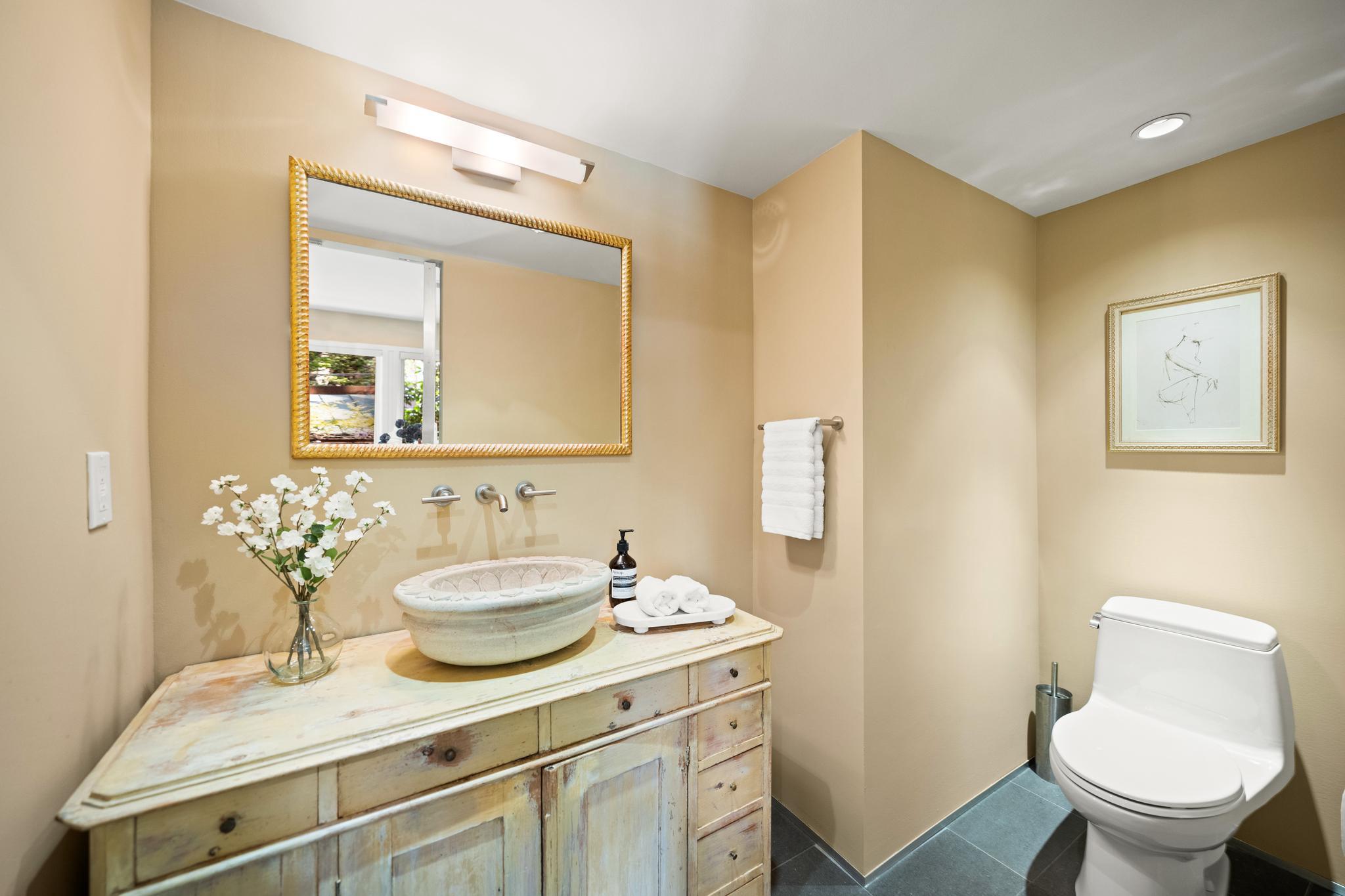  2319 Bancroft Place NW, Washington, DC, 20008 - 物件實景