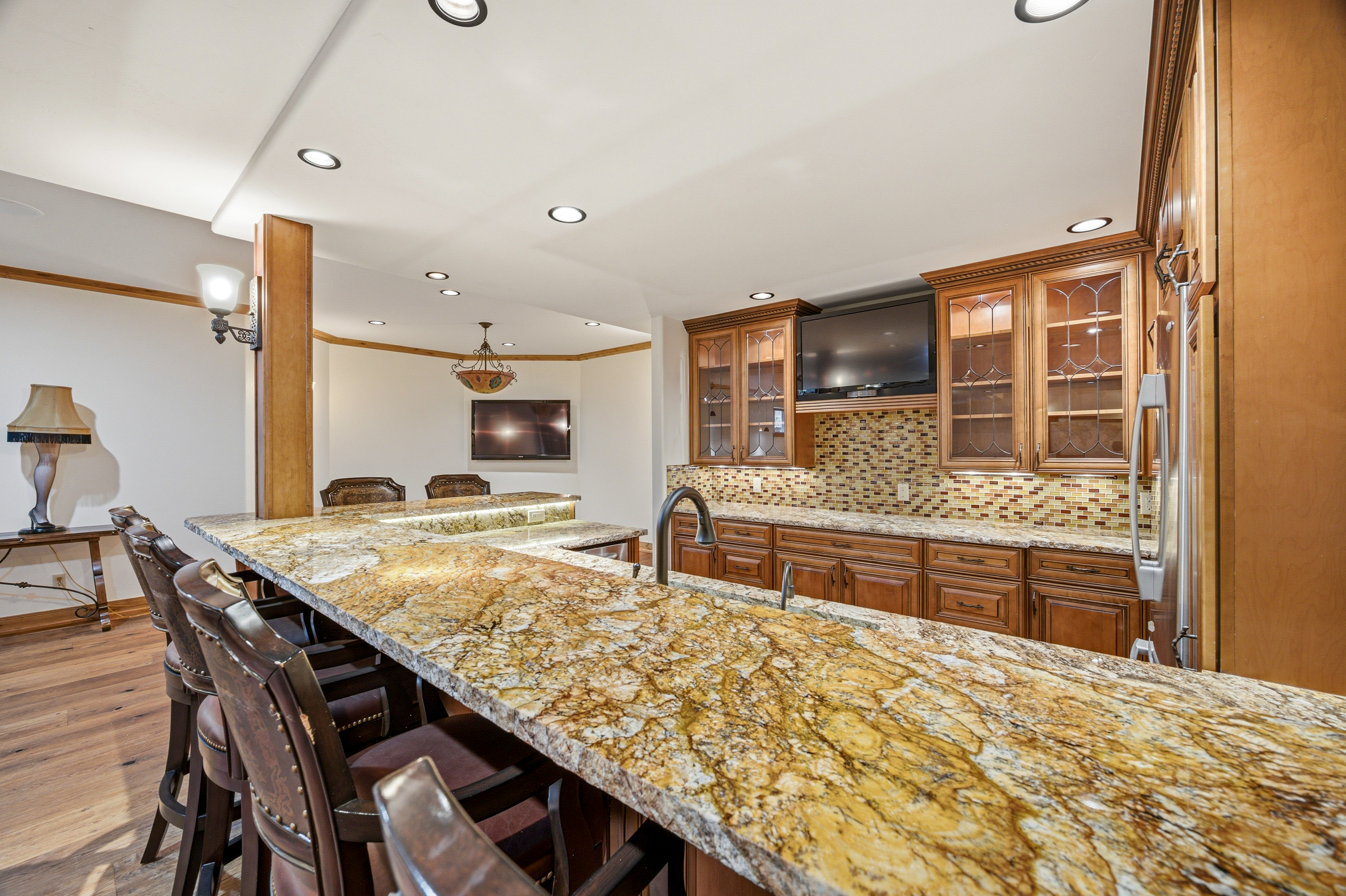  Custom-built, Single-family Home in the Exclusive Grand Traverse Neighborhood - 物件實景