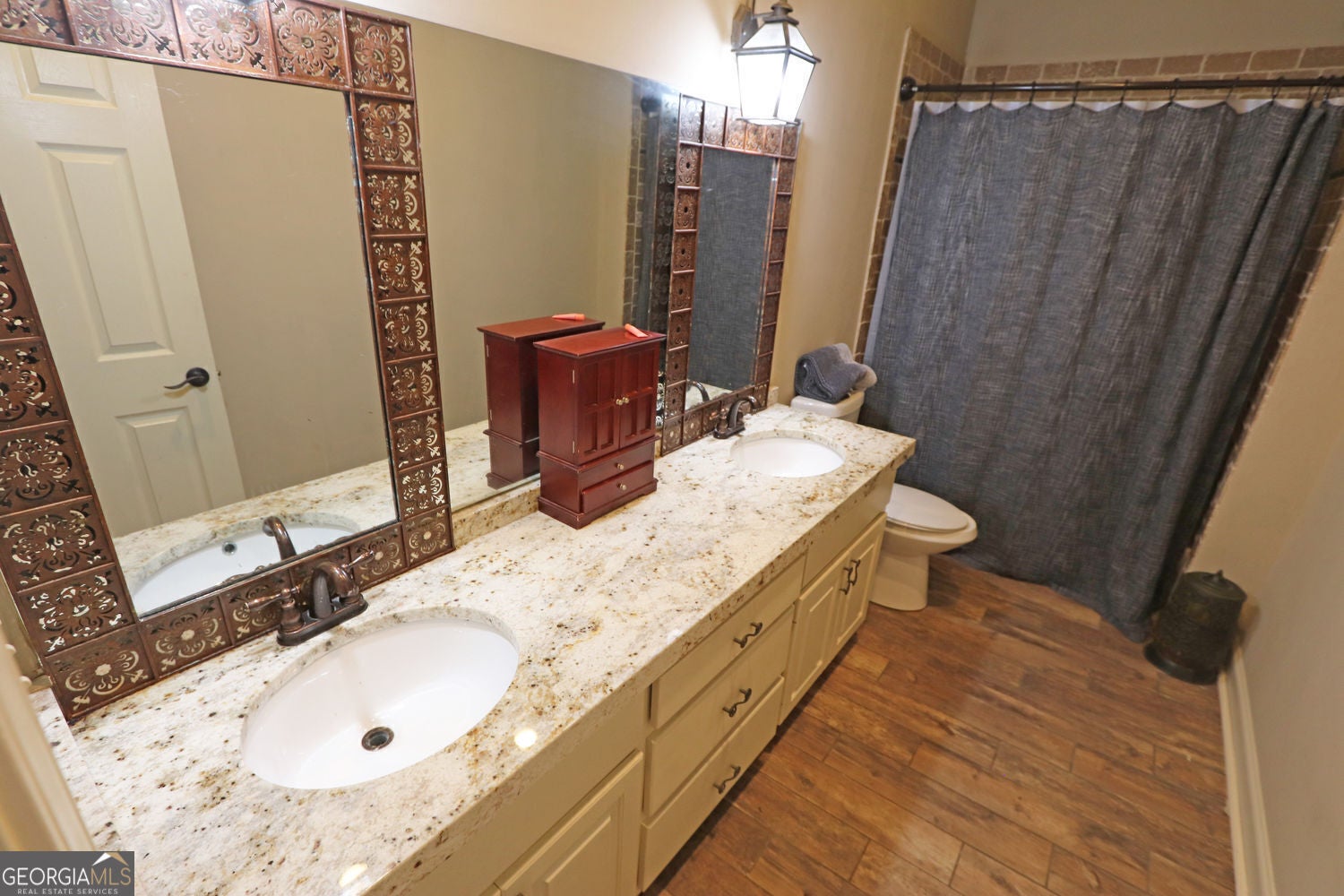 Buchanan, Georgia, 30113, United States, 5 Bedrooms Bedrooms, ,4 BathroomsBathrooms,Residential,For Sale,1876886