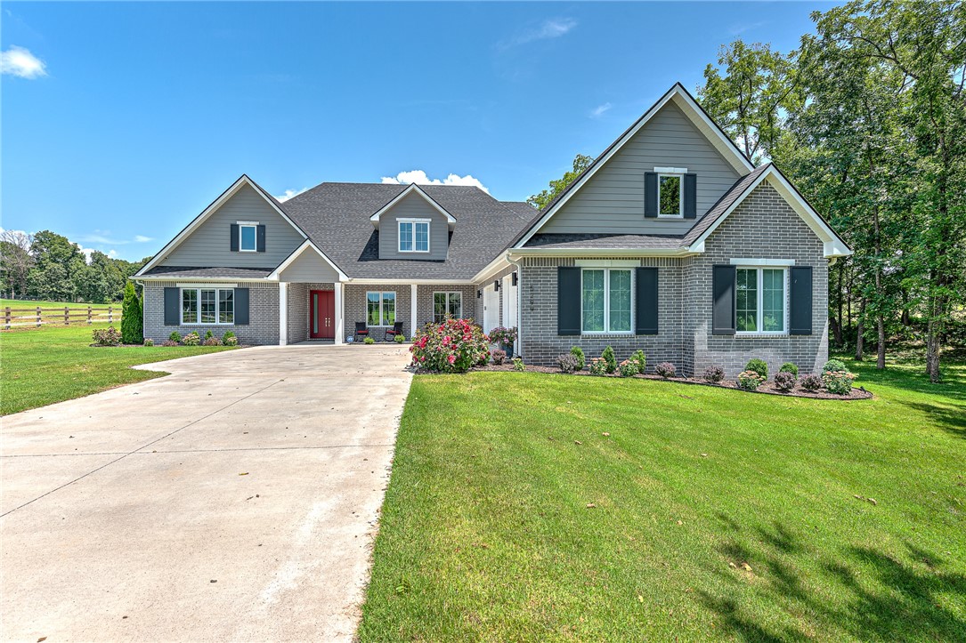 Bentonville, Arkansas, 72713, United States, 4 Bedrooms Bedrooms, ,5 BathroomsBathrooms,Residential,For Sale,1950806