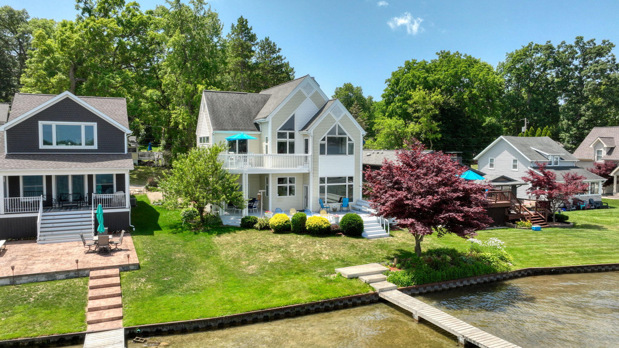 Oakwood Ave, Clarklake, MI 49234