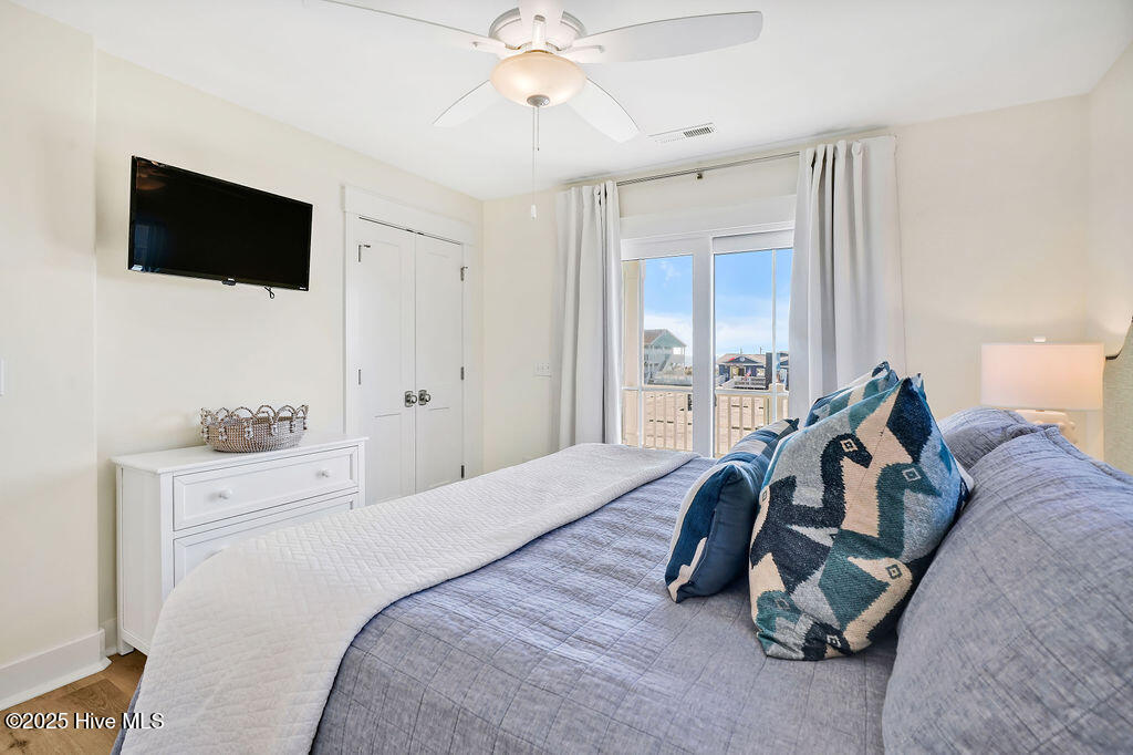 Oak Island, North Carolina, 28465, United States, 5 Bedrooms Bedrooms, ,4 BathroomsBathrooms,Residential,For Sale,1995148