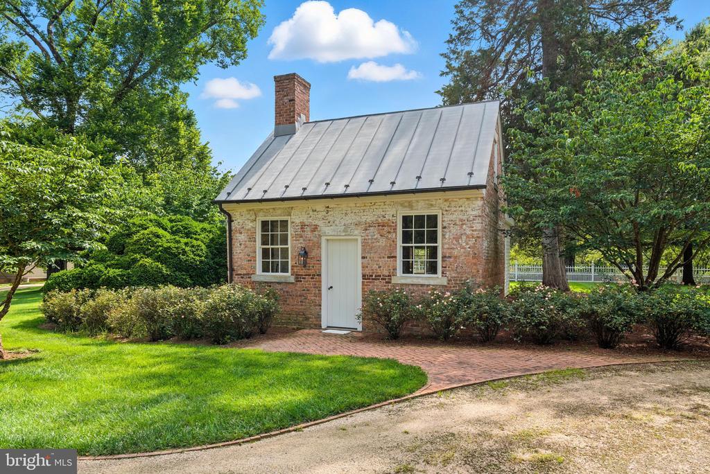 Rappahannock Academy, Virginia, 22538, United States, 4 Bedrooms Bedrooms, ,5 BathroomsBathrooms,Residential,For Sale,1917132