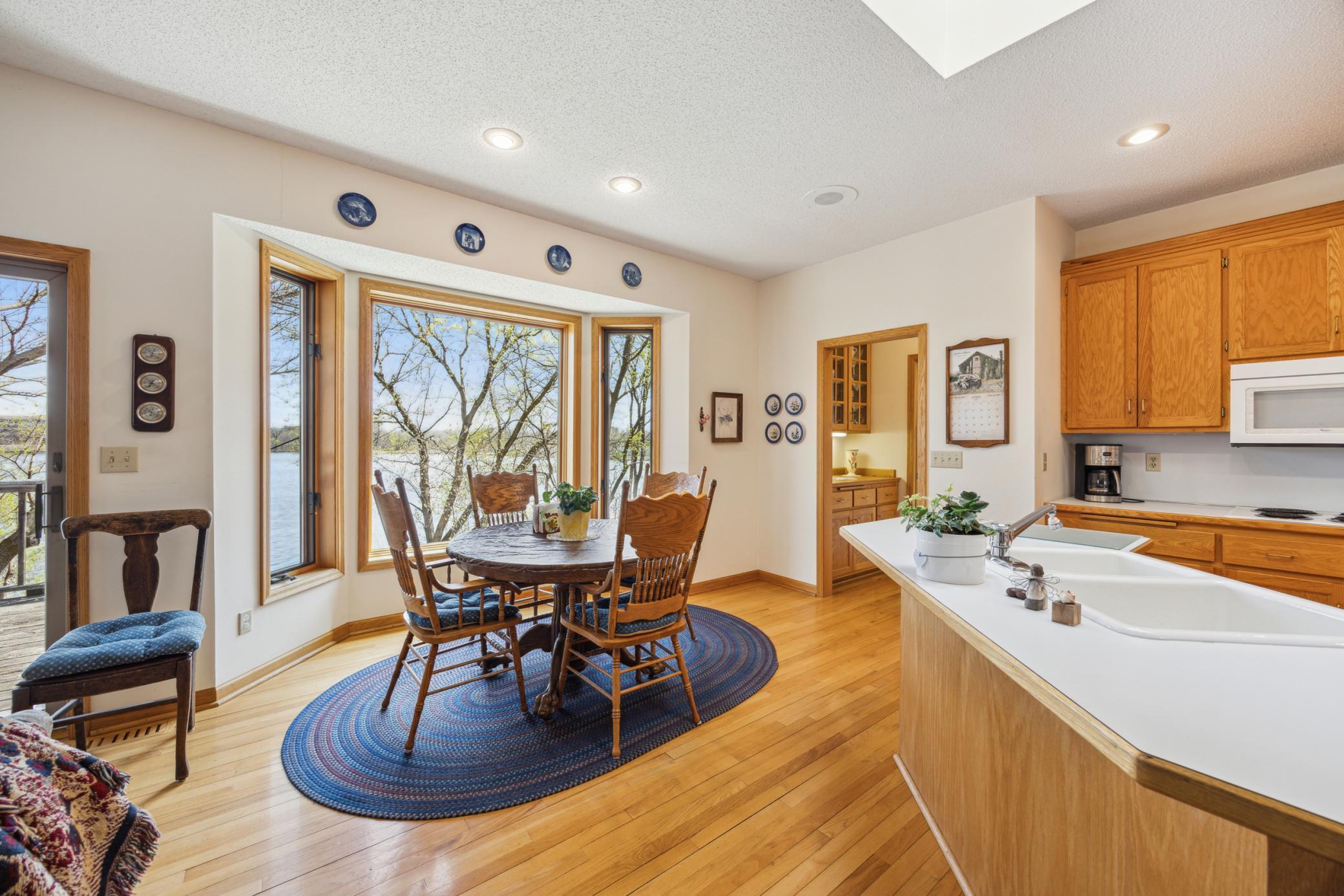 New Brighton, Minnesota, 55112, United States, 4 Bedrooms Bedrooms, ,4 BathroomsBathrooms,Residential,For Sale,1990901