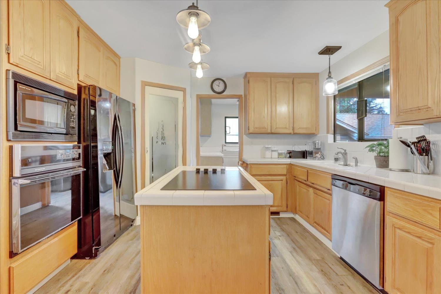 Penn Valley, California, 95946, United States, 3 Bedrooms Bedrooms, ,3 BathroomsBathrooms,Residential,For Sale,1979981