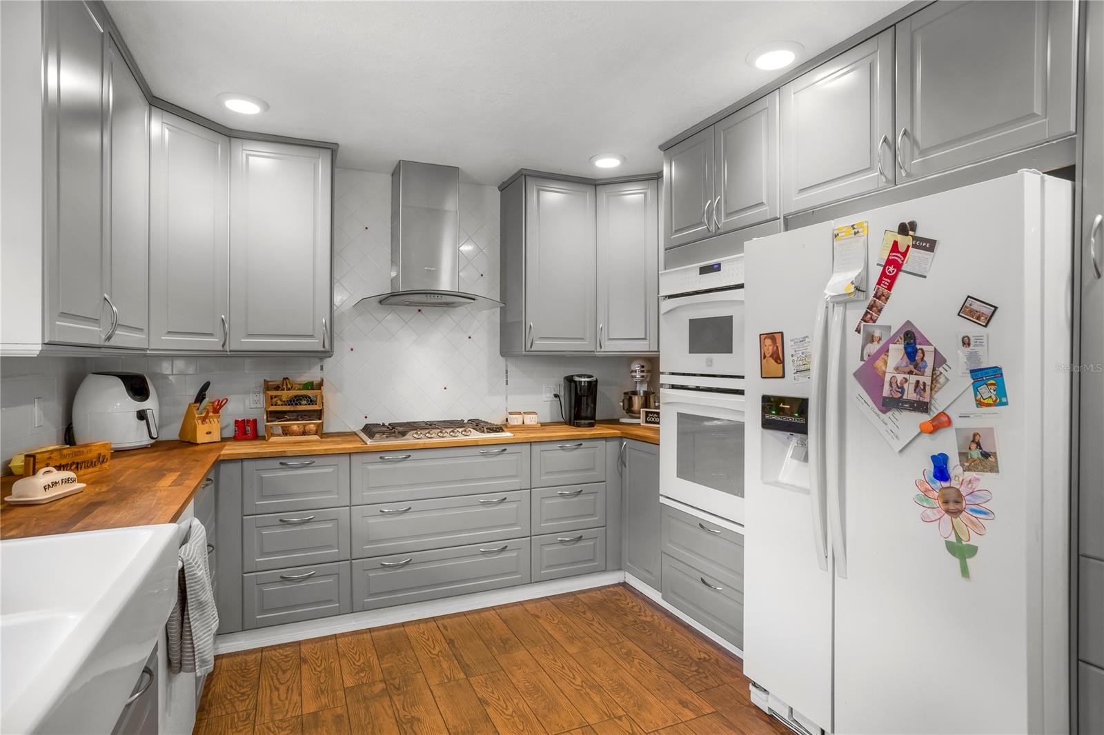 MIMS, Florida, 32754, United States, 3 Bedrooms Bedrooms, ,2 BathroomsBathrooms,Residential,For Sale,1878459