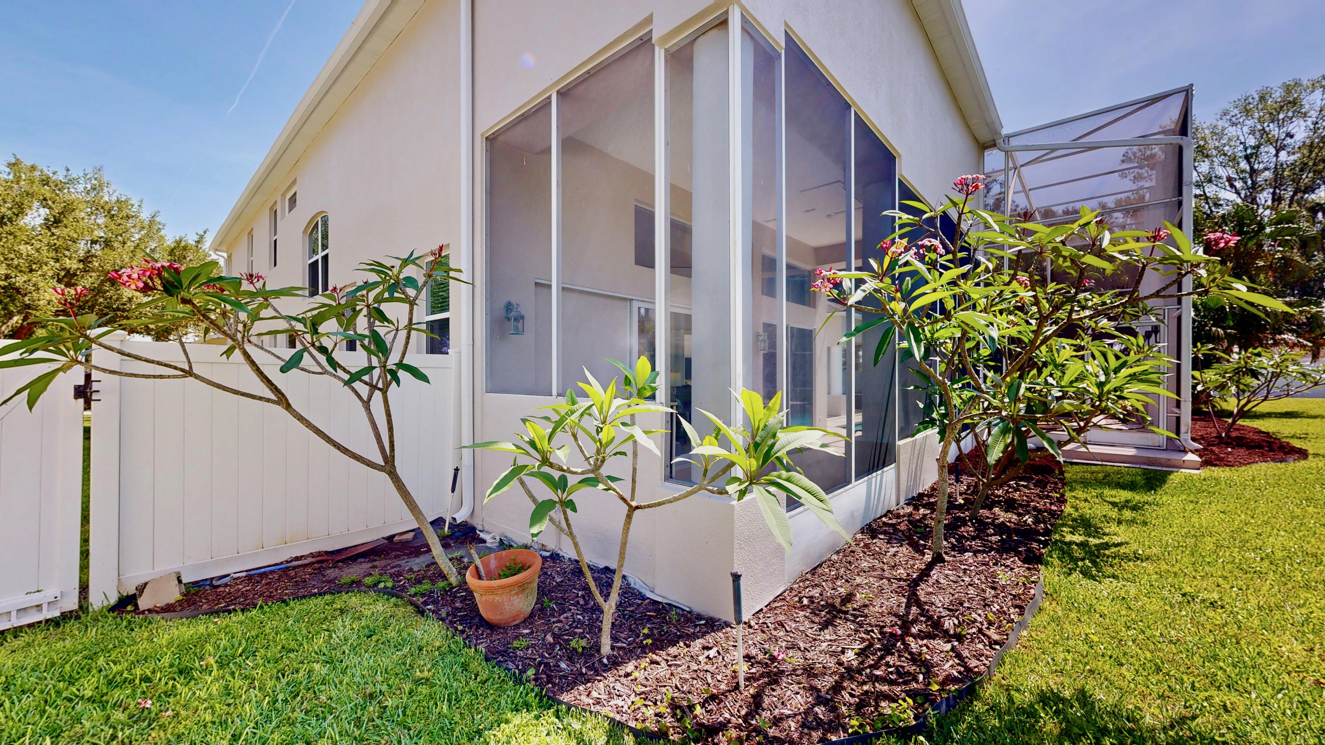 Oakland, Florida, 34760, United States, 4 Bedrooms Bedrooms, ,3 BathroomsBathrooms,Residential,For Sale,1828727