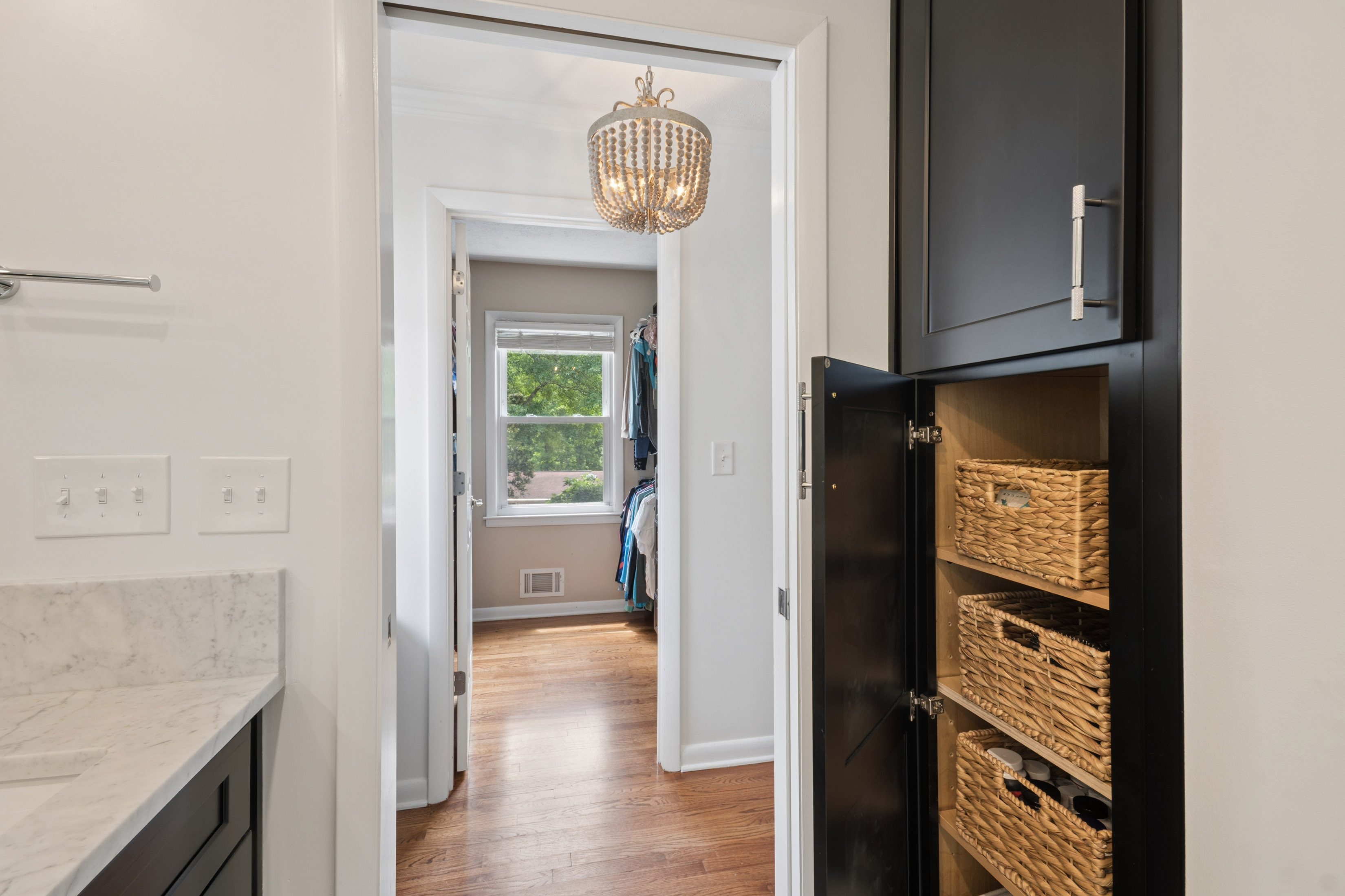  Charming Brookhaven Home with Masterfully Renovated Kitchen - 物件實景