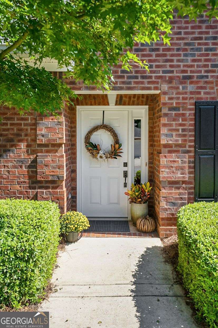 Watkinsville, Georgia, 30677, United States, 2 Bedrooms Bedrooms, ,2 BathroomsBathrooms,Residential,For Sale,1957394