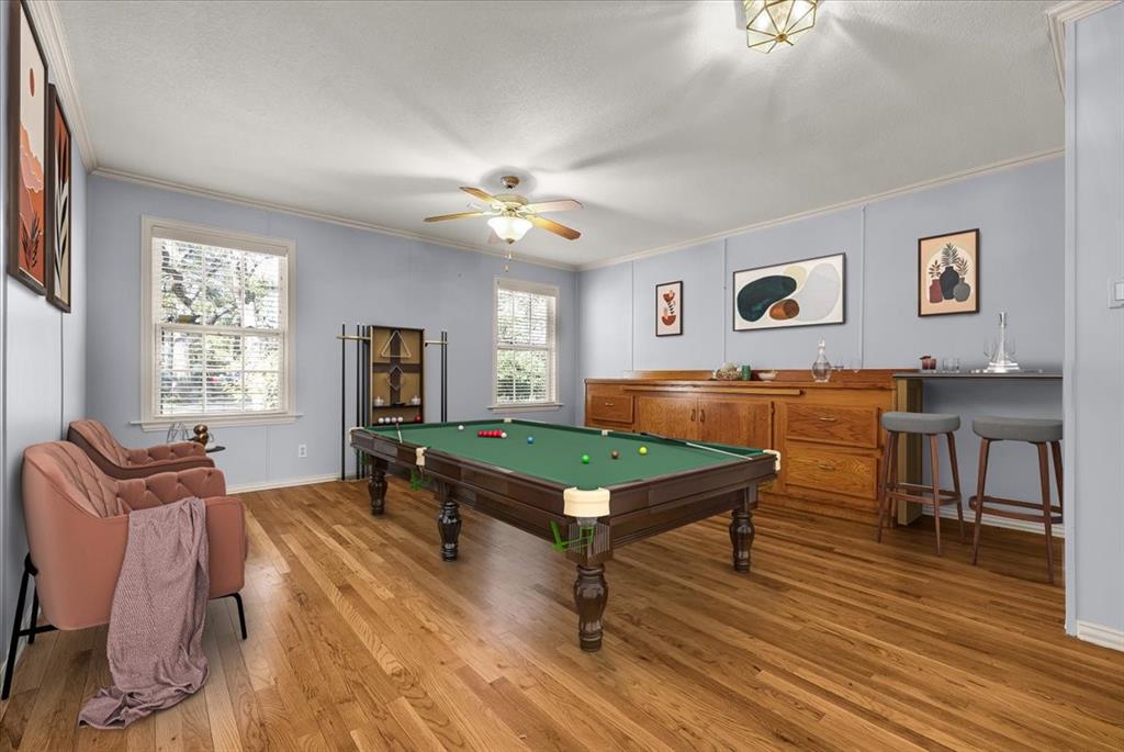 8248 Meadowbrook Drive, Fort Worth, Texas, 76120, United States, 5 Bedrooms Bedrooms, ,6 BathroomsBathrooms,Residential,For Sale,8248 Meadowbrook Drive,1666284