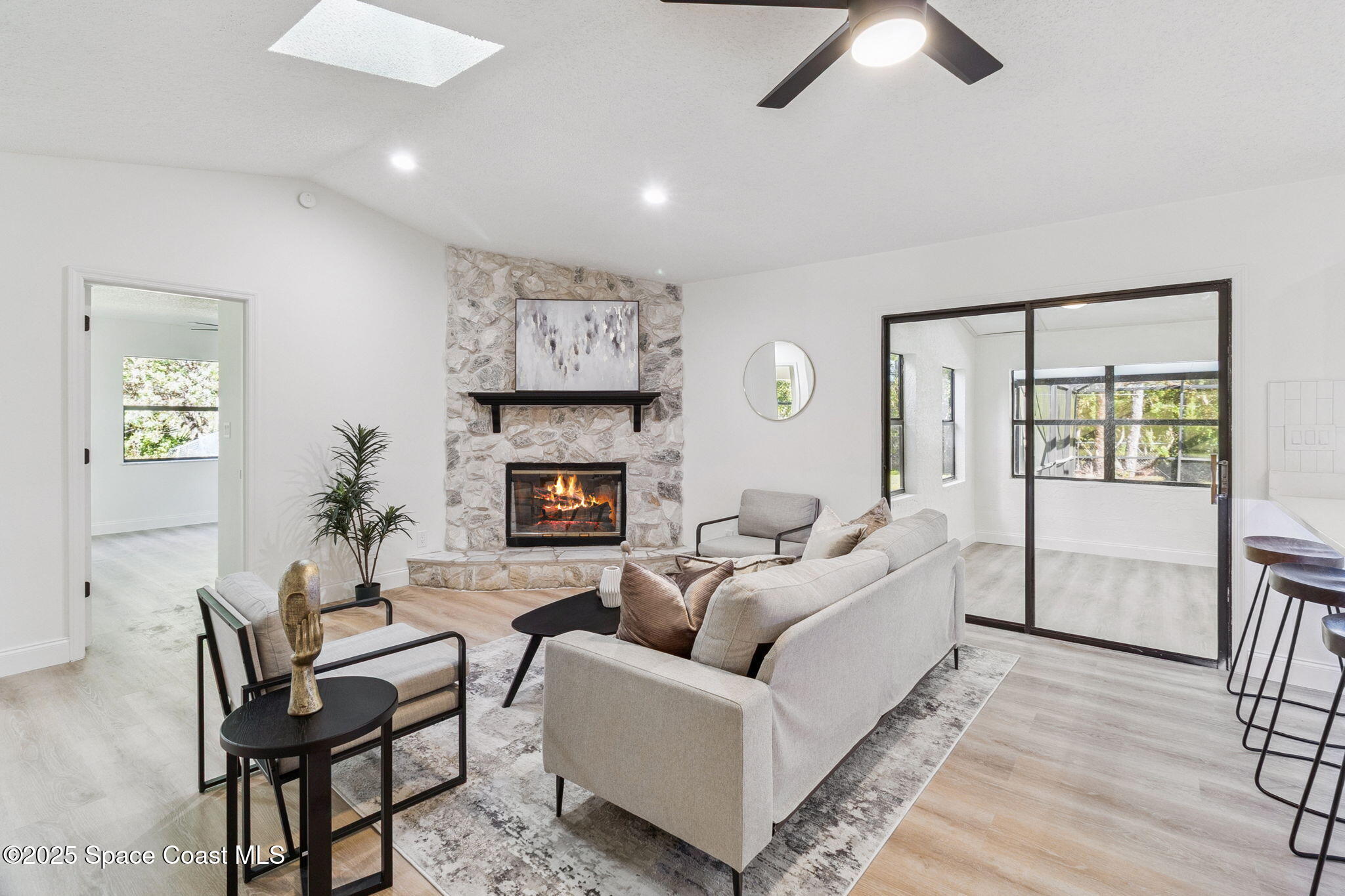 Malabar, Florida, 32950, United States, 4 Bedrooms Bedrooms, ,2 BathroomsBathrooms,Residential,For Sale,1985227