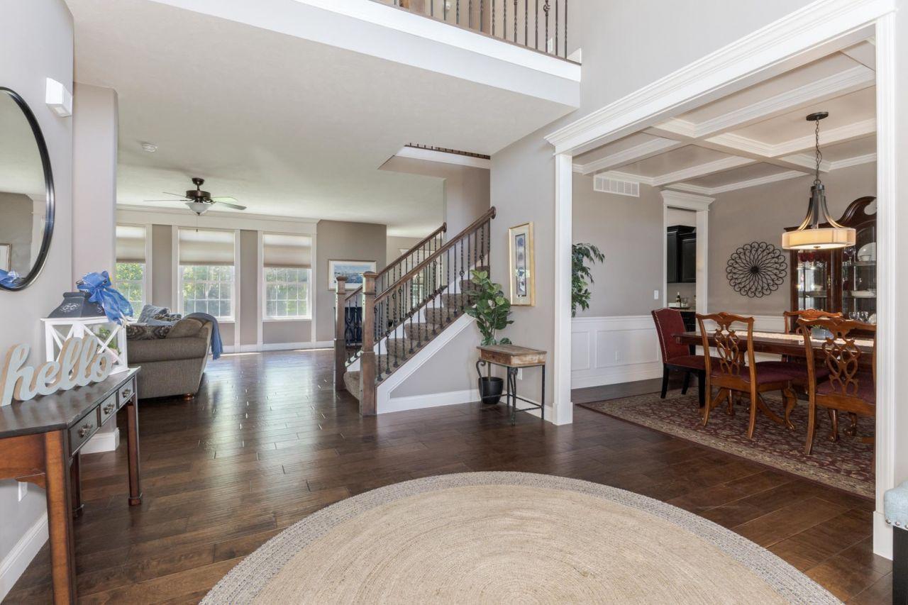 Bloomington, Illinois, 61705, United States, 5 Bedrooms Bedrooms, ,5 BathroomsBathrooms,Residential,For Sale,1817687
