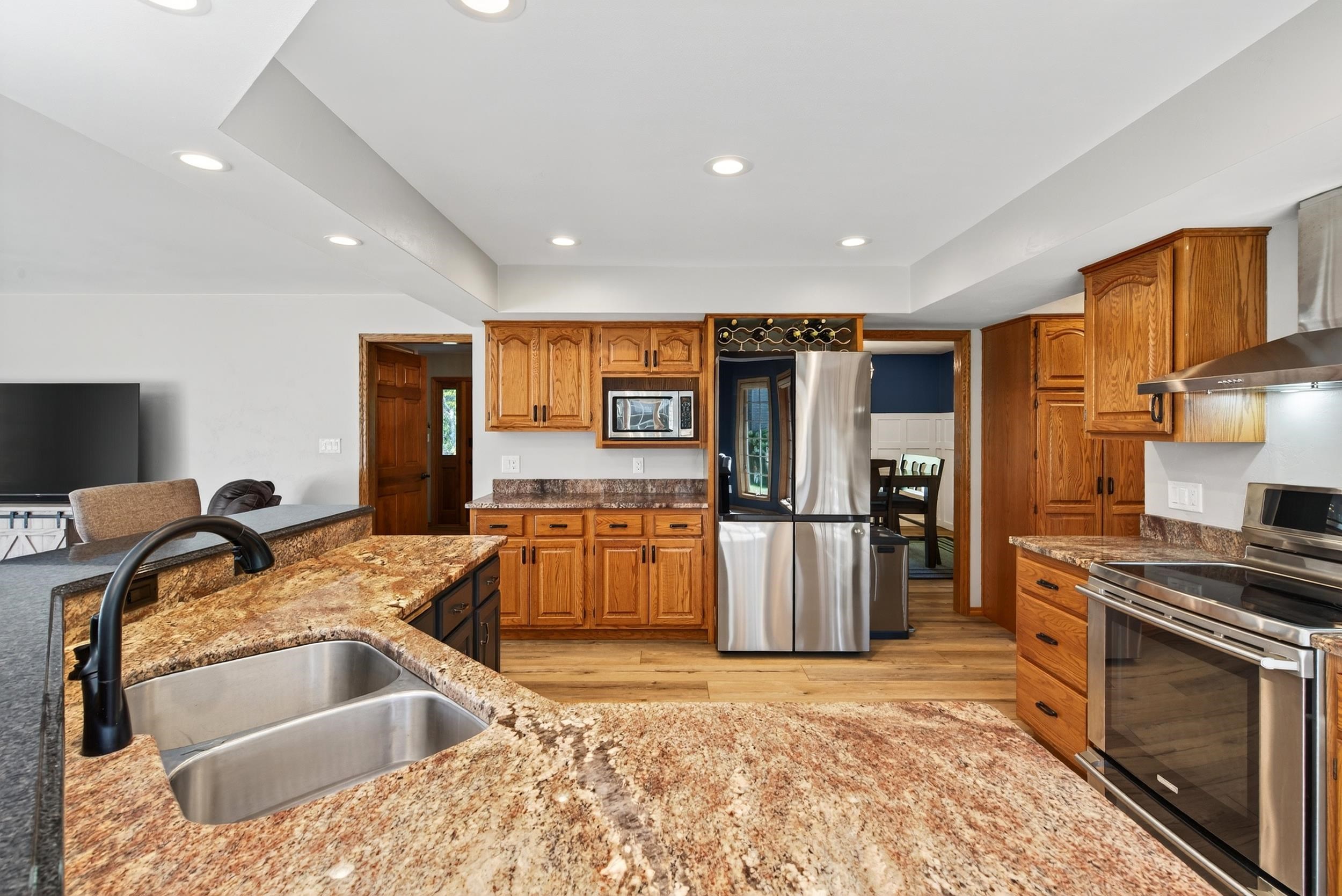 Appleton, Wisconsin, 54913, United States, 3 Bedrooms Bedrooms, ,3 BathroomsBathrooms,Residential,For Sale,1976936