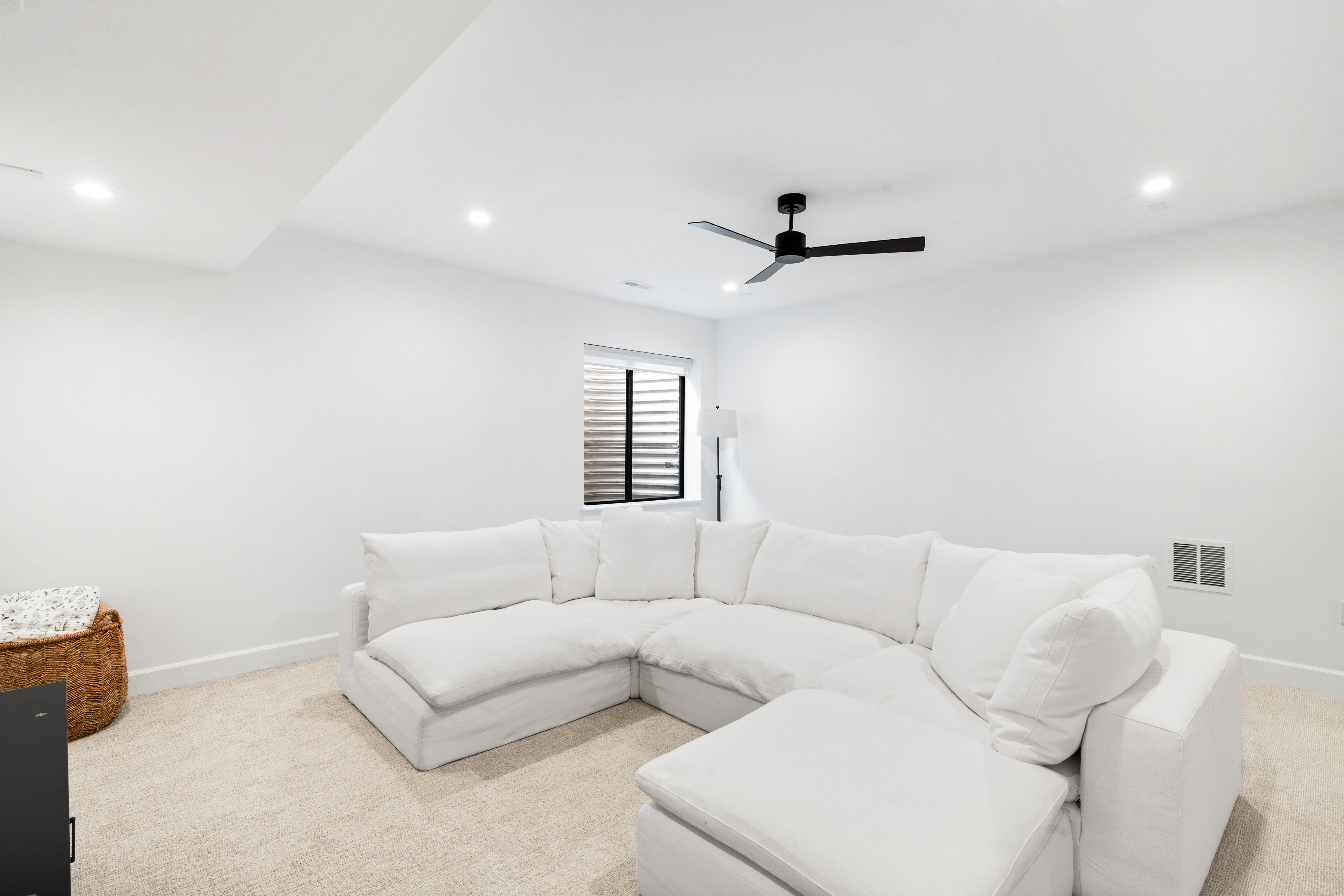  2697 S Clayton Street, Denver, CO, 80210 - 物件實景