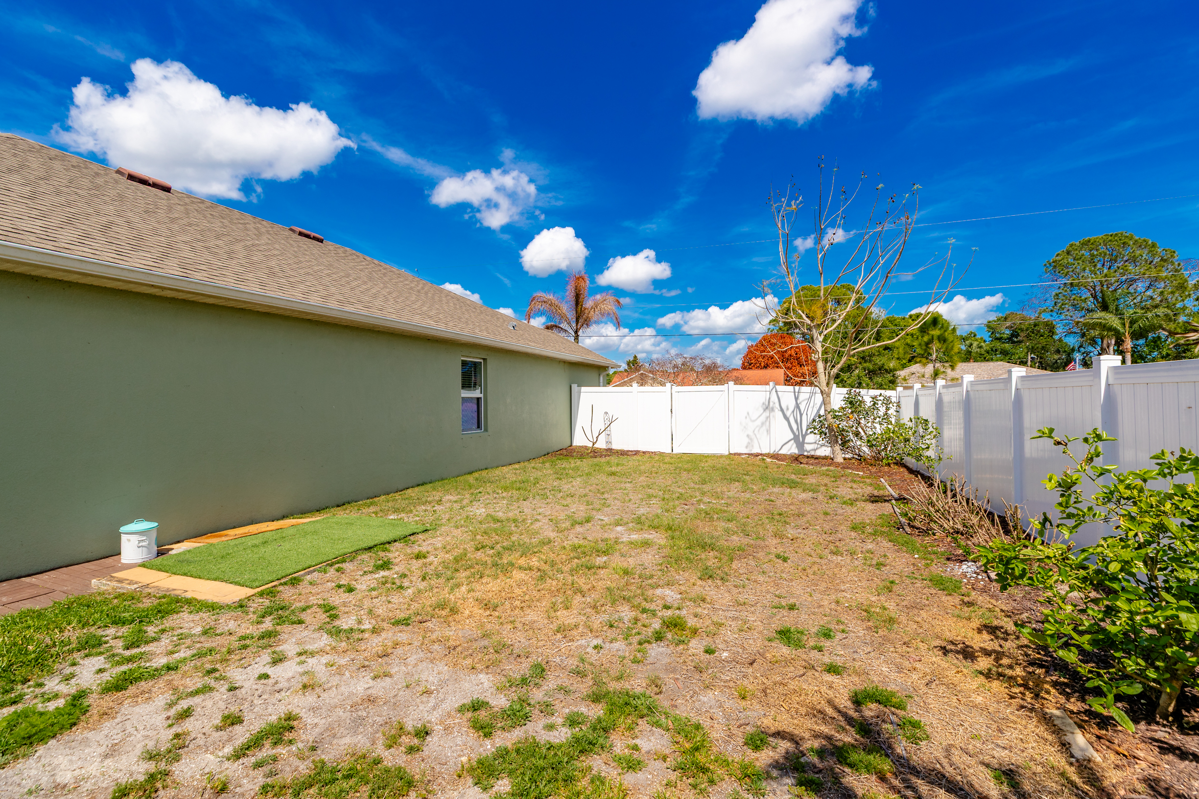  123 Larchmont Terrace, Sebastian, FL, 32958 - 物件實景