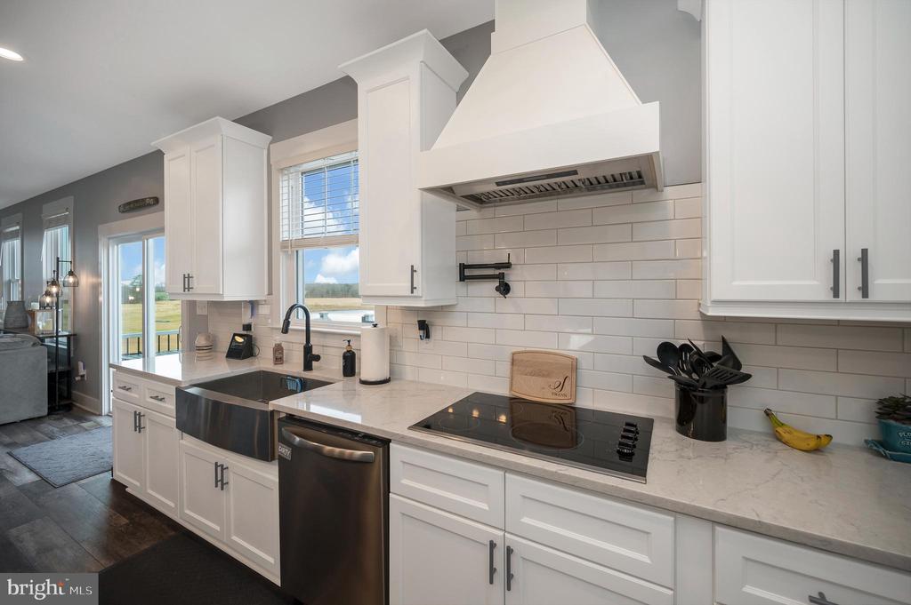 Bealeton, Virginia, 22712, United States, 4 Bedrooms Bedrooms, ,3 BathroomsBathrooms,Residential,For Sale,2002871