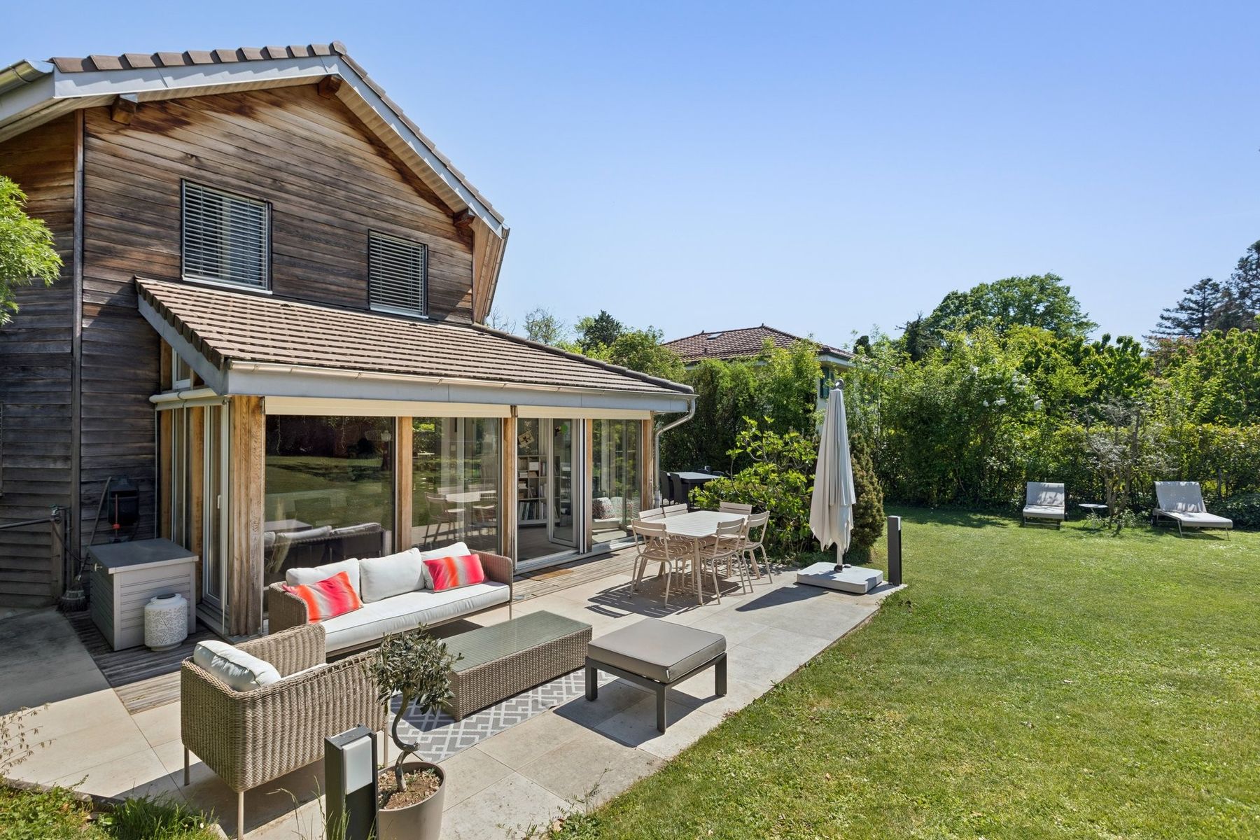  SUPERB SEMI-DETACHED VILLA WITH SEPARATE STUDIO - 物件實景