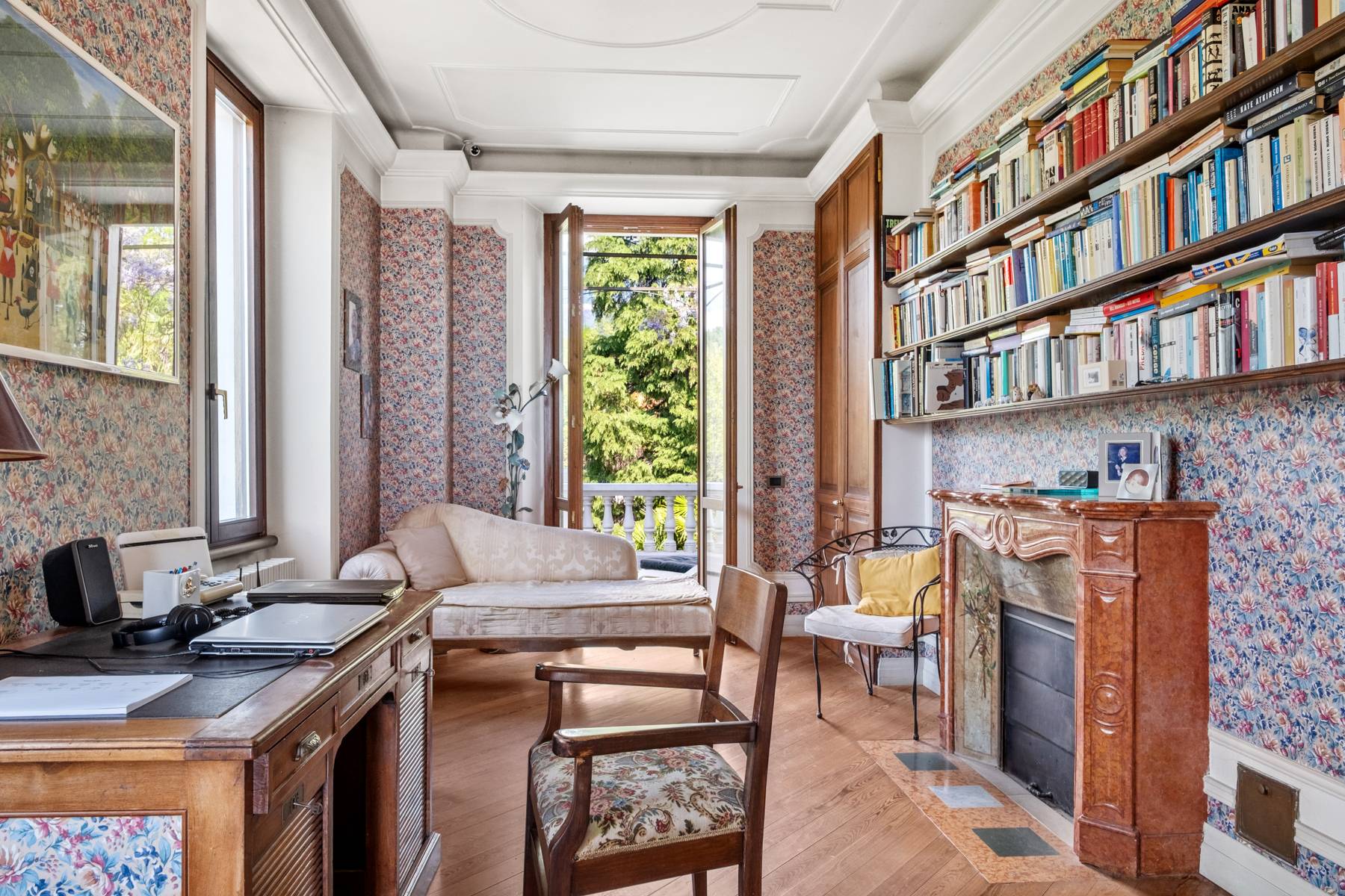 Luino, Varese, 21016, IT, 9 Bedrooms Bedrooms, ,10 BathroomsBathrooms,Residential,For Sale,1804075