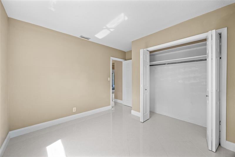 Oakland Park, Florida, 33309, United States, 3 Bedrooms Bedrooms, ,2 BathroomsBathrooms,Residential,For Sale,1916888