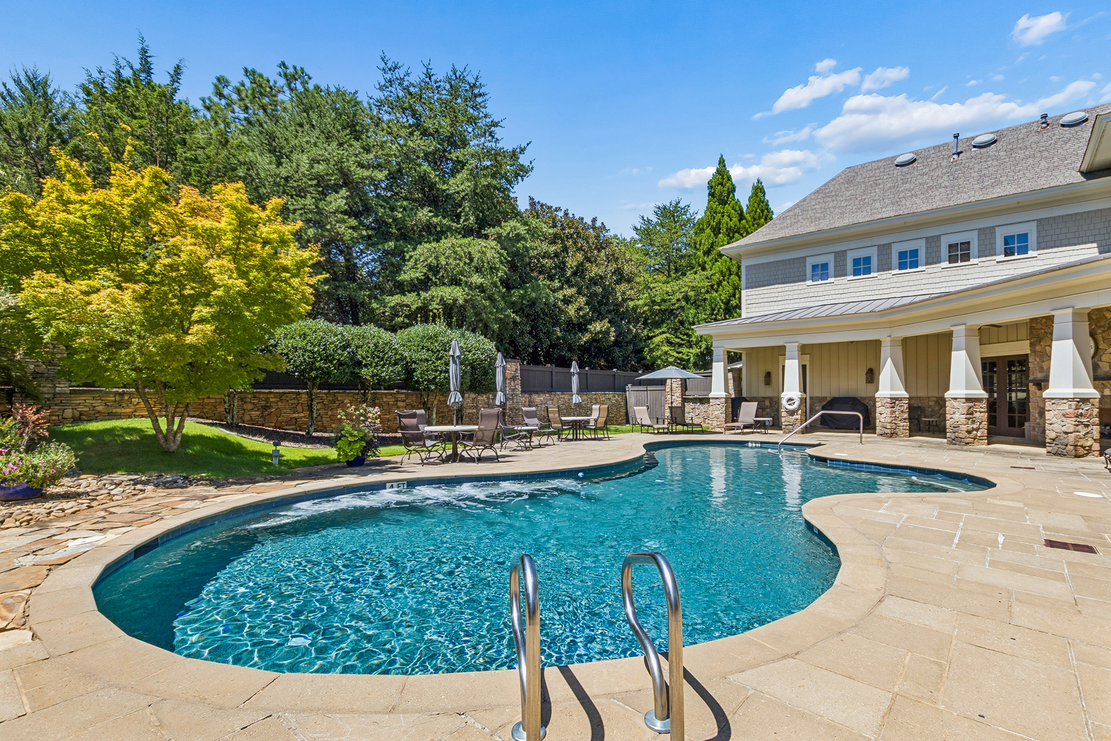  Come Together in this Beautifully Maintained Home in Wellstone - 物件實景