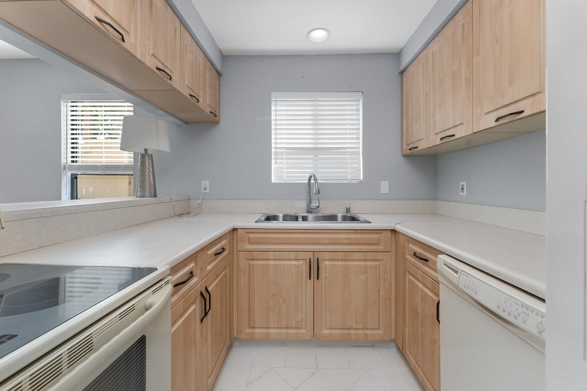 Kihei, Hawaii, 96753, United States, 2 Bedrooms Bedrooms, ,2 BathroomsBathrooms,Residential,For Sale,1997018