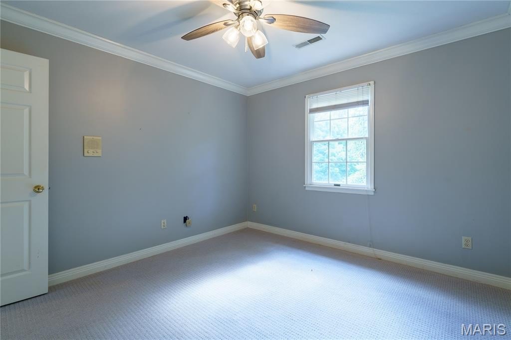 Glen Carbon, Illinois, 62034, United States, 5 Bedrooms Bedrooms, ,4 BathroomsBathrooms,Residential,For Sale,1977133