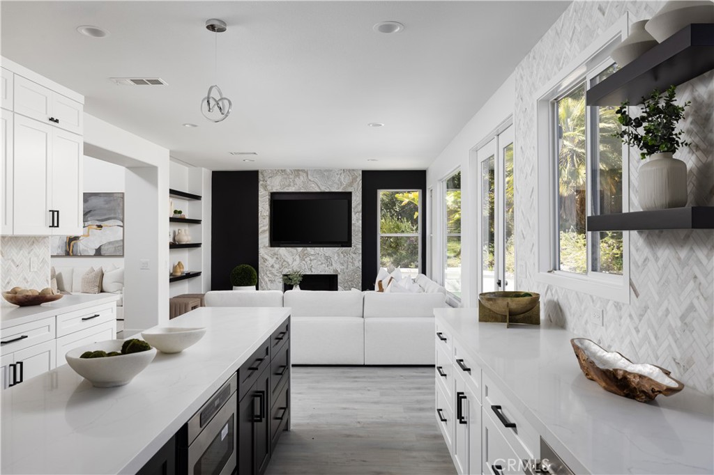 Huntington Beach, California, 92648, United States, 5 Bedrooms Bedrooms, ,1 BathroomBathrooms,Residential,For Sale,1732032