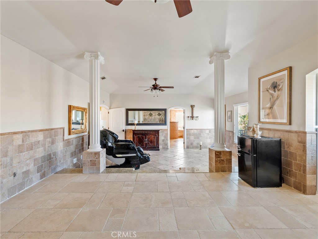 Victorville, California, 92395, United States, 4 Bedrooms Bedrooms, ,3 BathroomsBathrooms,Residential,For Sale,1991759