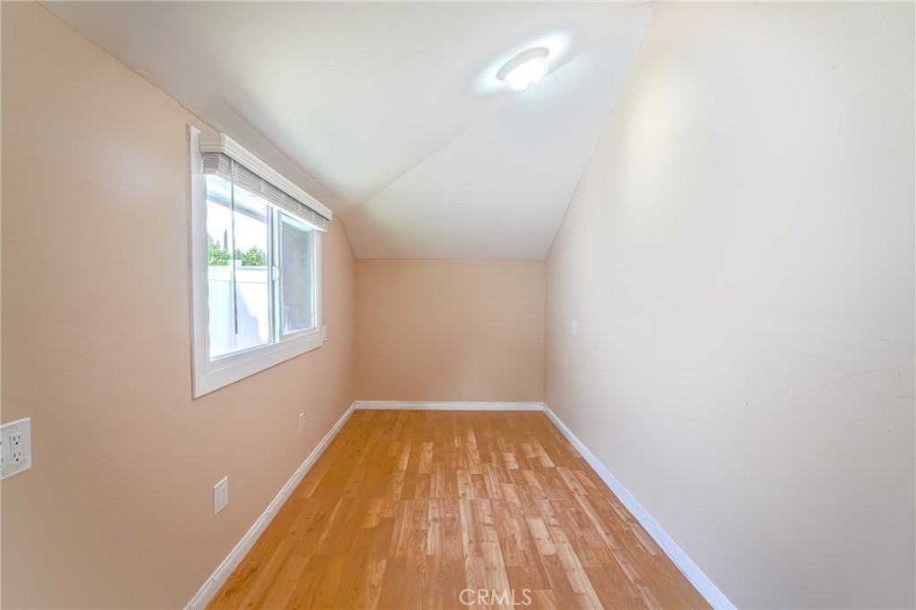 Woodland Hills, California, 91367, United States, 4 Bedrooms Bedrooms, ,3 BathroomsBathrooms,Residential,For Sale,1987508