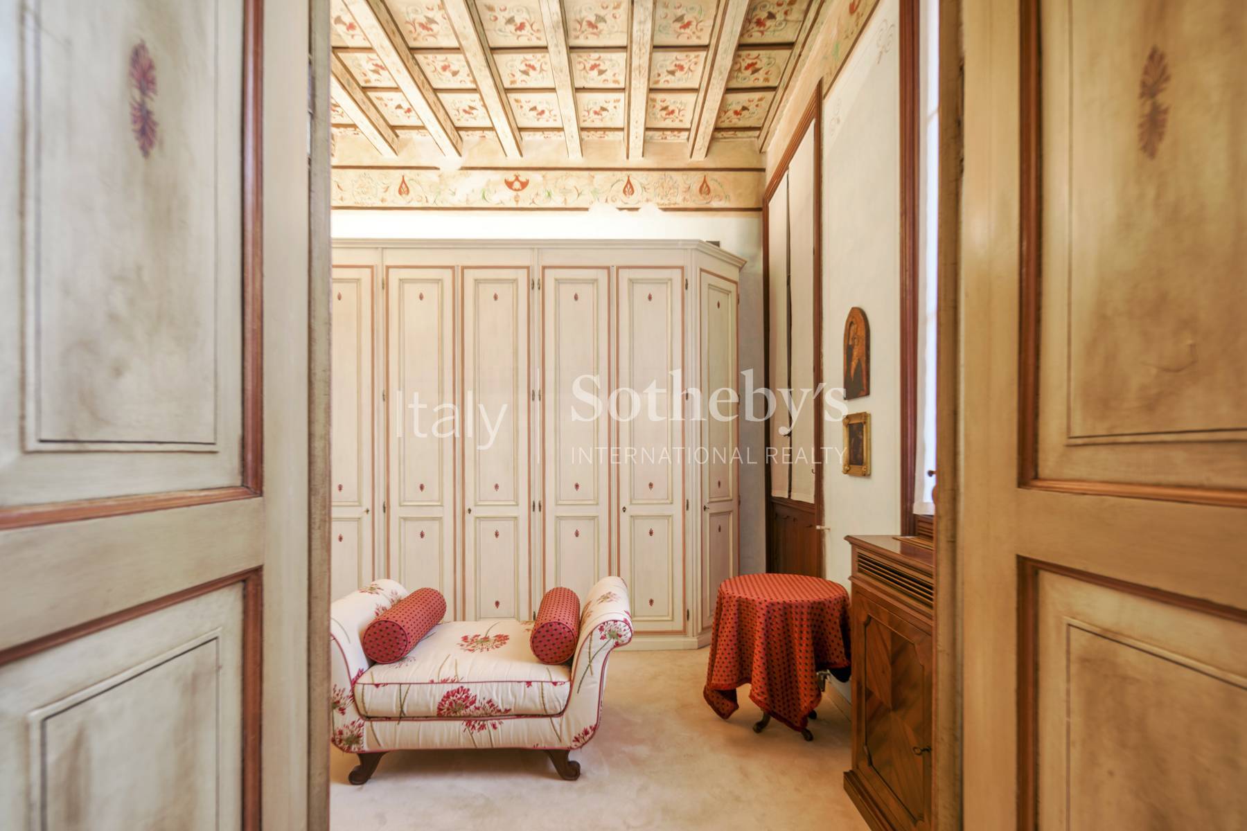  Iconic frescoed residence with terrace in Piazza delle Erbe - 物件實景