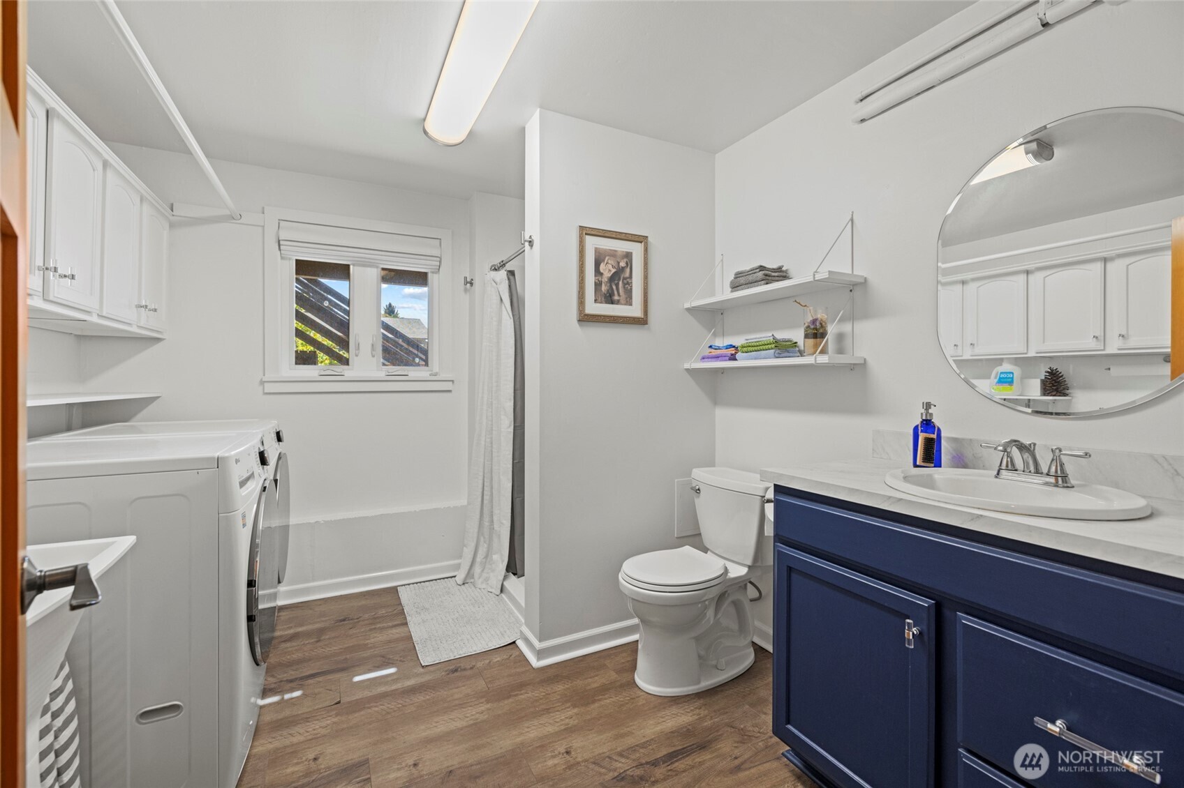Anacortes, Washington, 98221, United States, 3 Bedrooms Bedrooms, ,1 BathroomBathrooms,Residential,For Sale,1914220