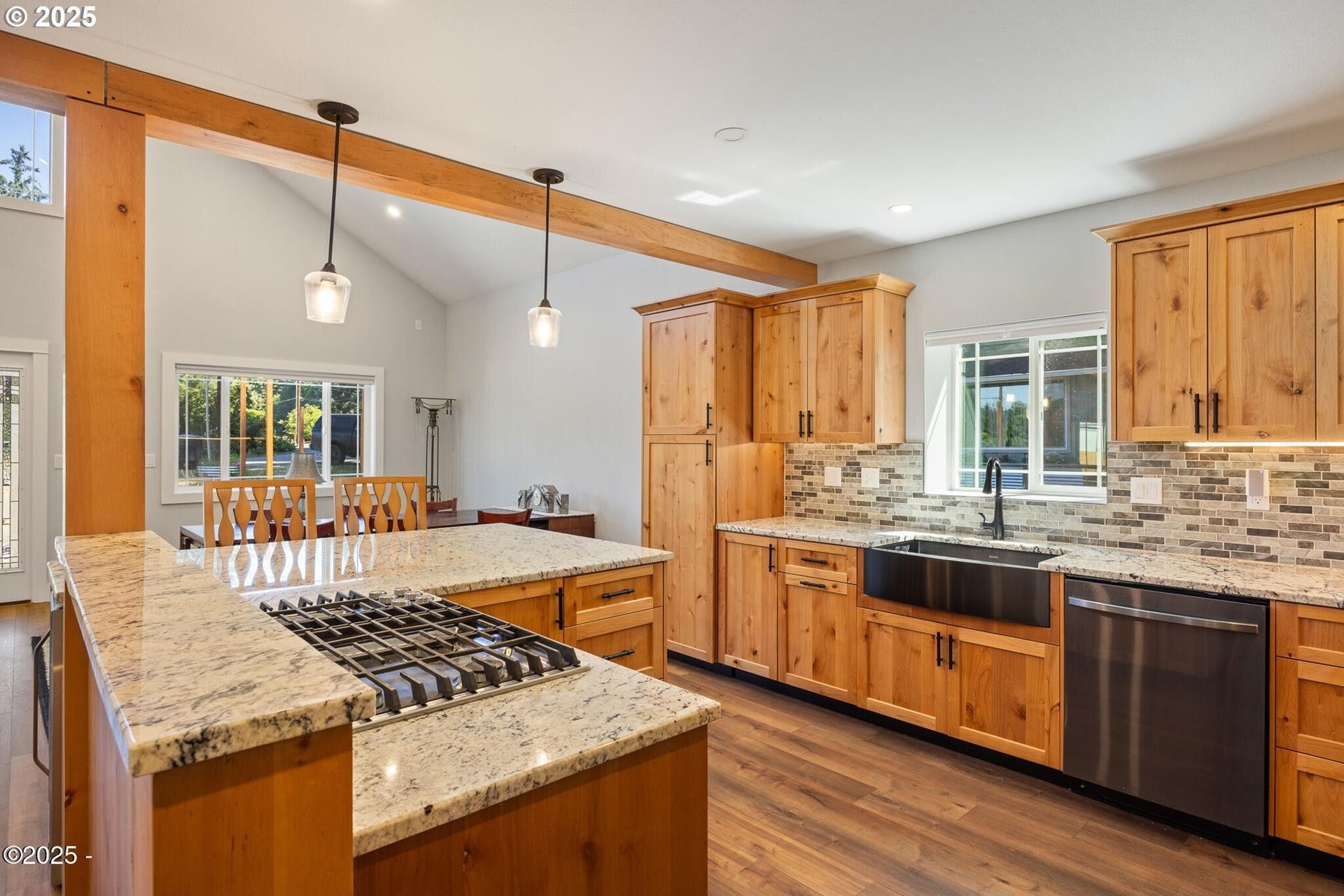 Toledo, Oregon, 97391, United States, 4 Bedrooms Bedrooms, ,2 BathroomsBathrooms,Residential,For Sale,1897015