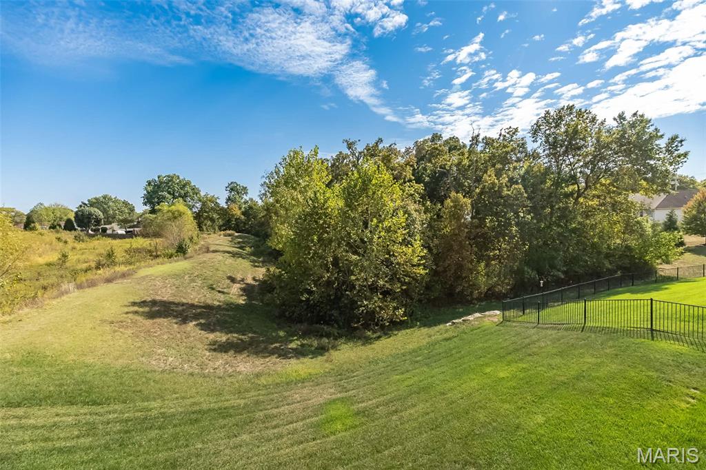 Mehlville, Missouri, 63128, United States, 3 Bedrooms Bedrooms, ,3 BathroomsBathrooms,Residential,For Sale,1966938