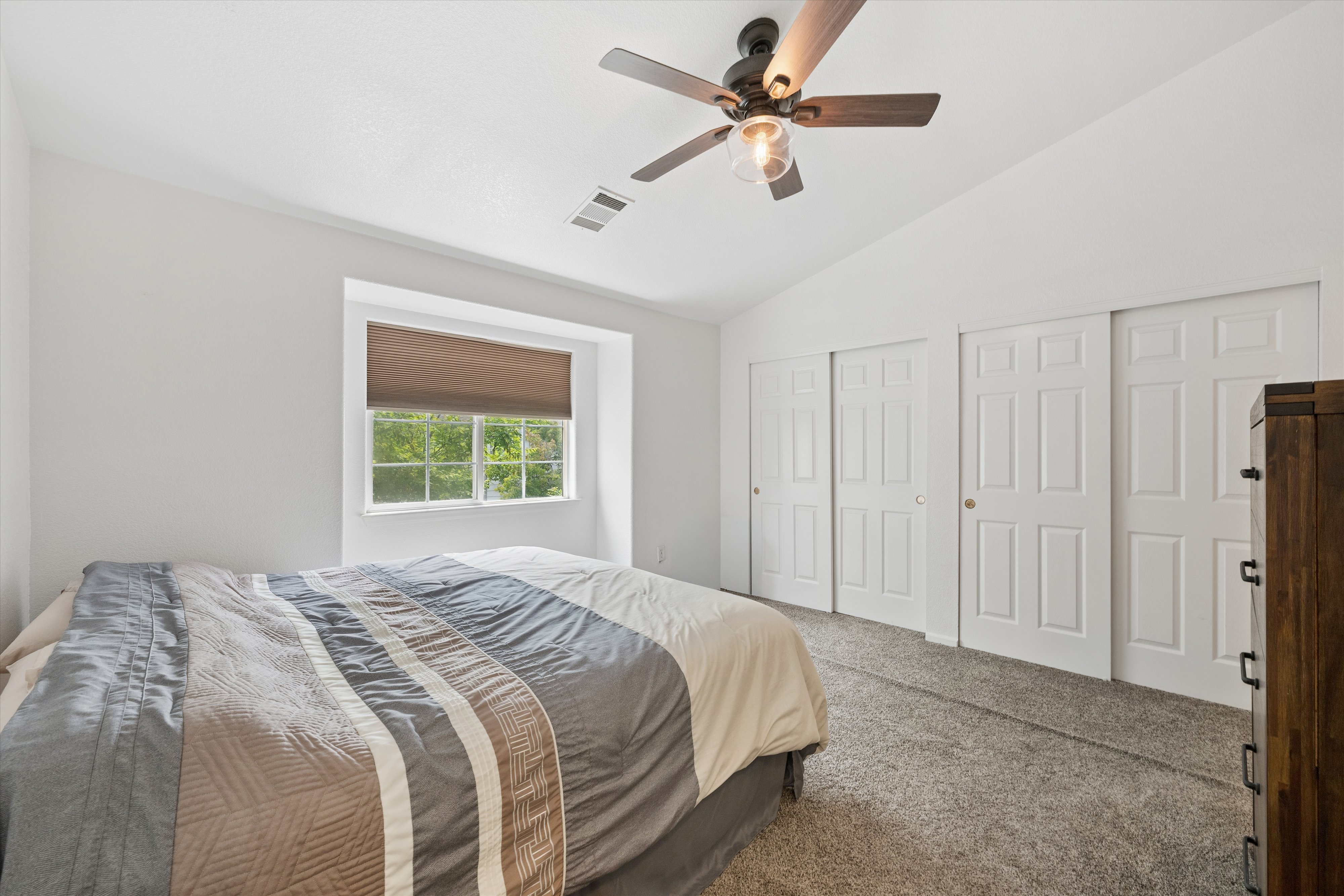  Welcome to this Beautifully Maintained Condo In Gated Settlers Chase Heritage - 物件實景