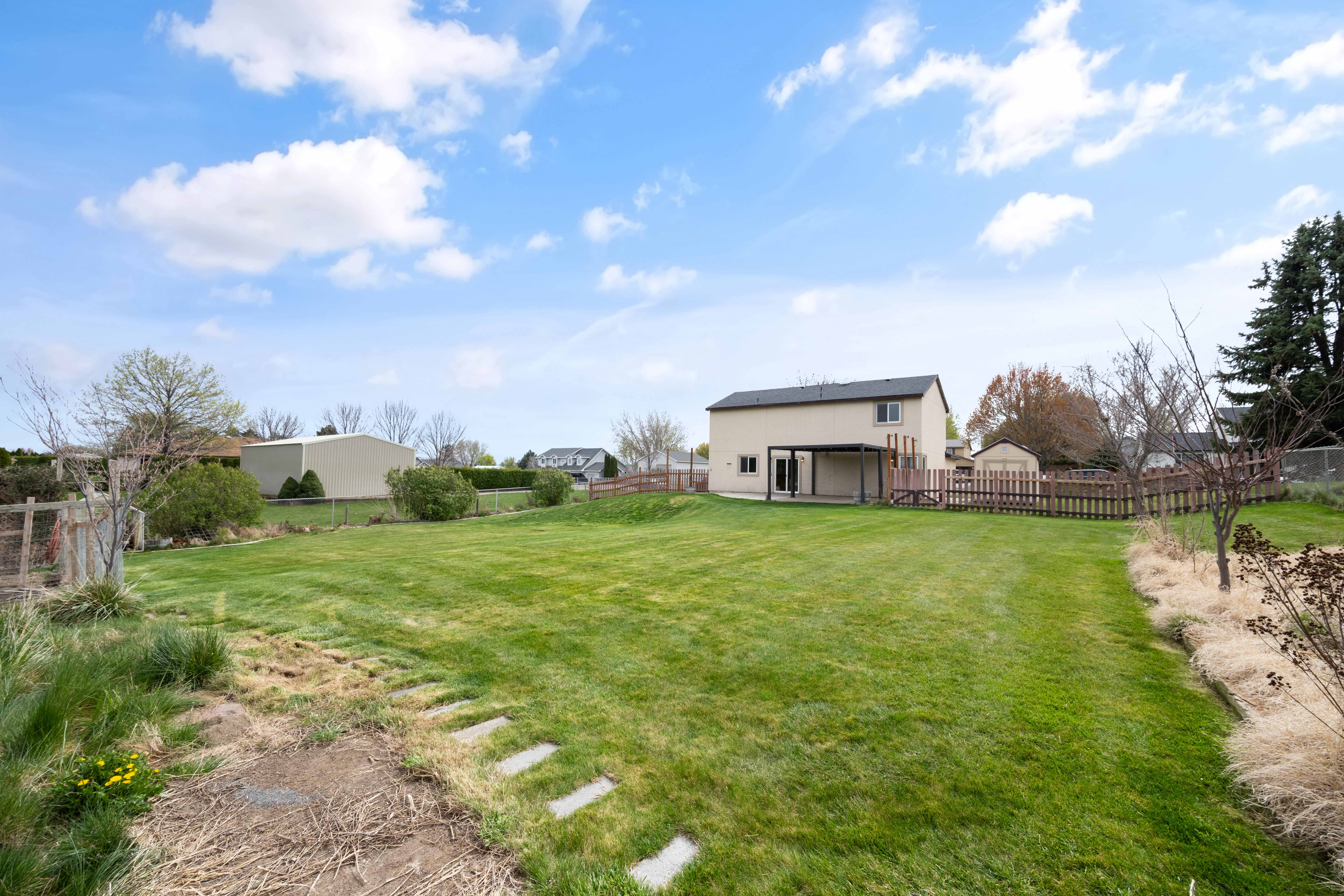  This Property Offers Flexibility for a Variety of Lifestyles - 物件實景