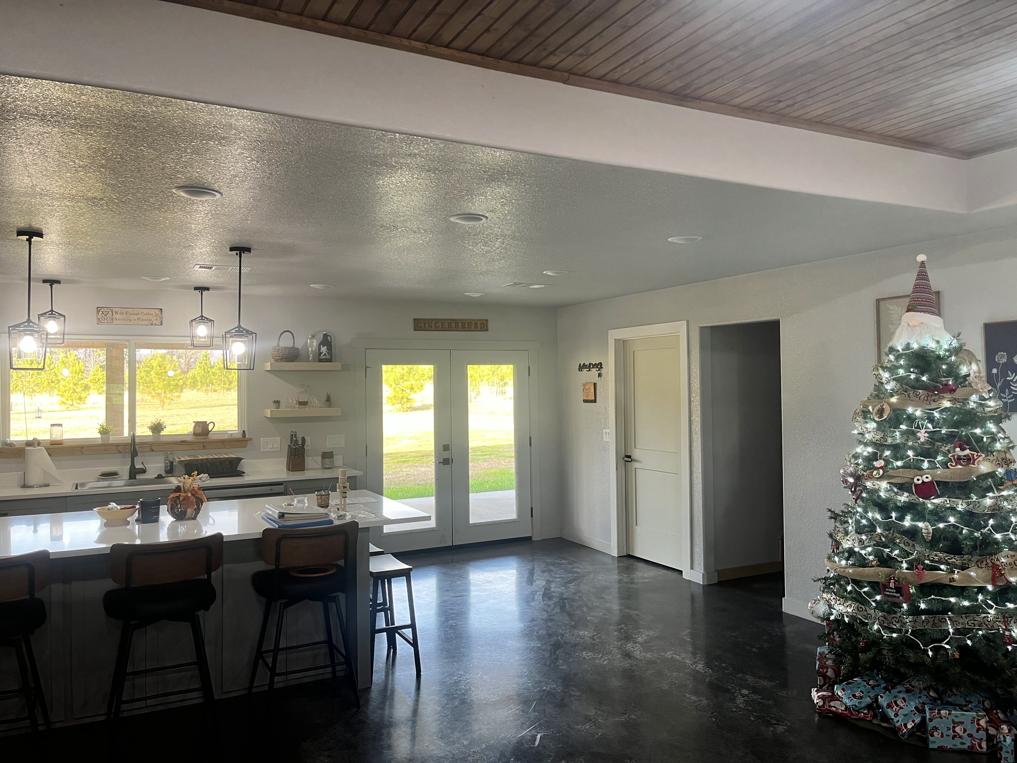 Mena, Arkansas, 71953, United States, 4 Bedrooms Bedrooms, ,3 BathroomsBathrooms,Residential,For Sale,2010363