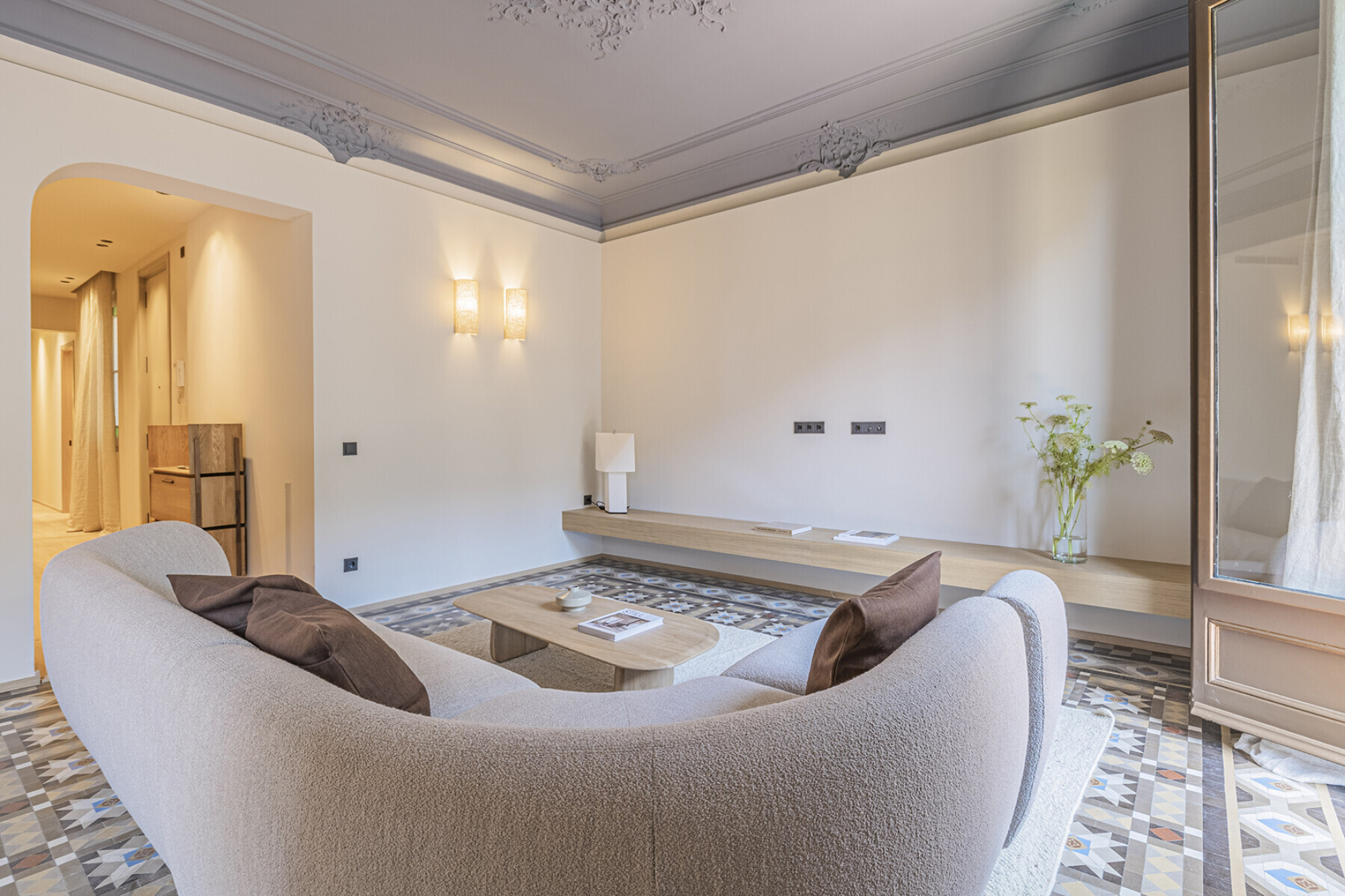  Modernist flat in Eixample with premium finishes in the Quadrat d