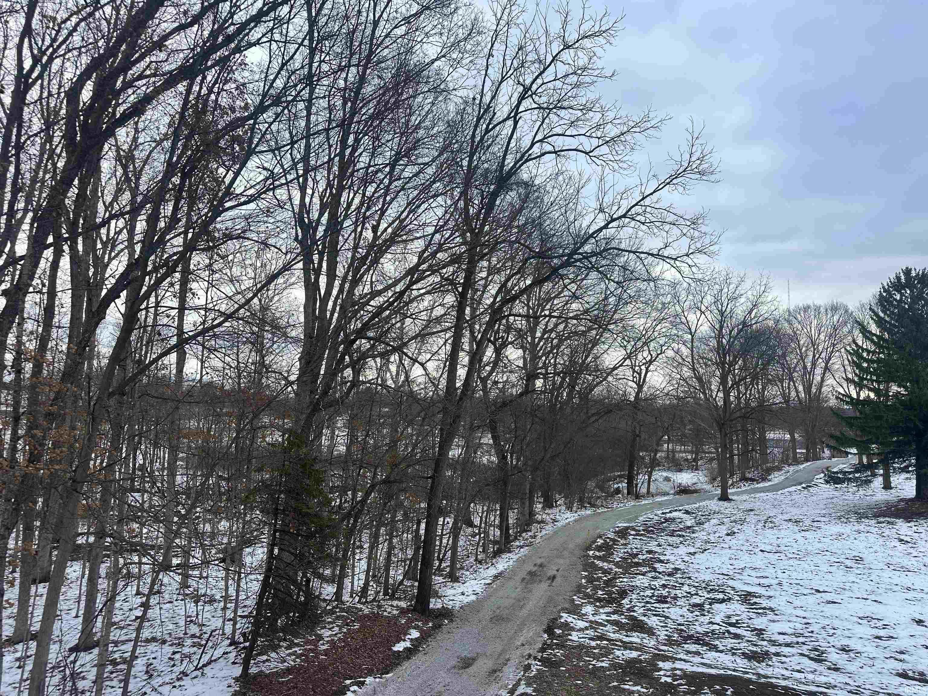 Roanoke, Indiana, 46783, United States, 4 Bedrooms Bedrooms, ,3 BathroomsBathrooms,Residential,For Sale,2005633