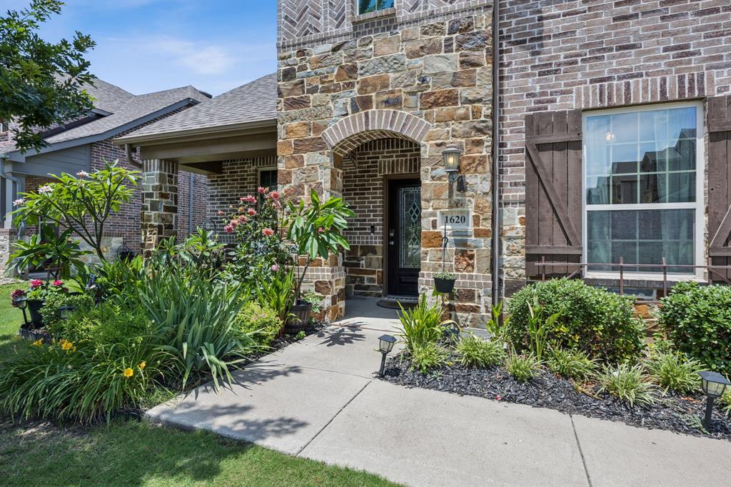 Wylie, Texas, 75098, United States, 5 Bedrooms Bedrooms, ,3 BathroomsBathrooms,Residential,For Sale,1957261