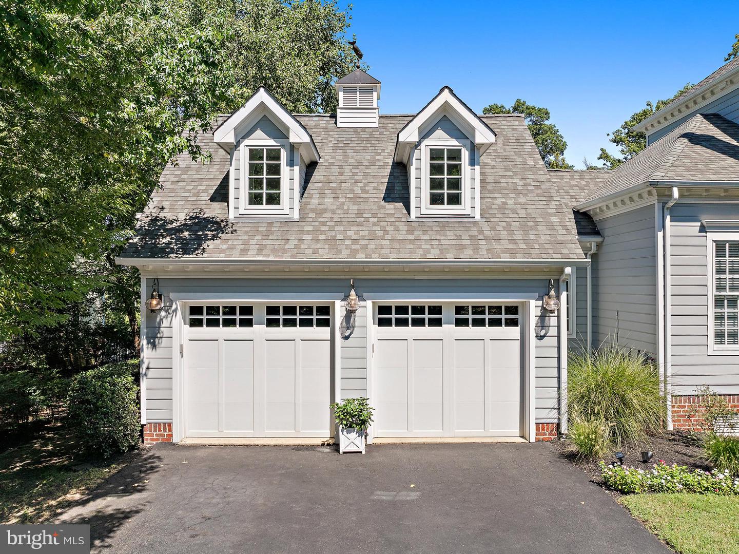 Annapolis, Maryland, 21403, United States, 4 Bedrooms Bedrooms, ,5 BathroomsBathrooms,Residential,For Sale,1927393