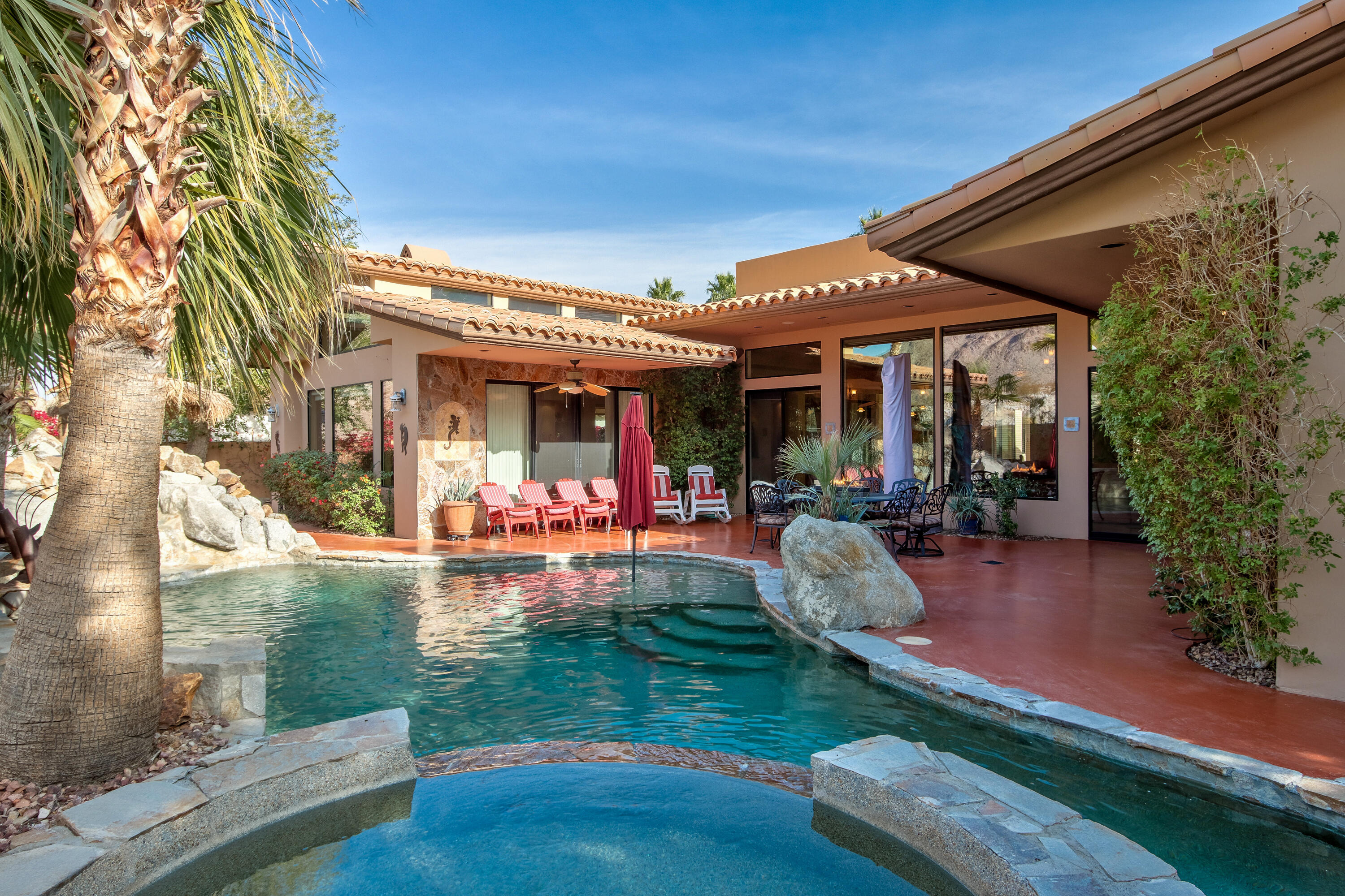 La Quinta, California, 92253, United States, 4 Bedrooms Bedrooms, ,4 BathroomsBathrooms,Residential,For Sale,1940947