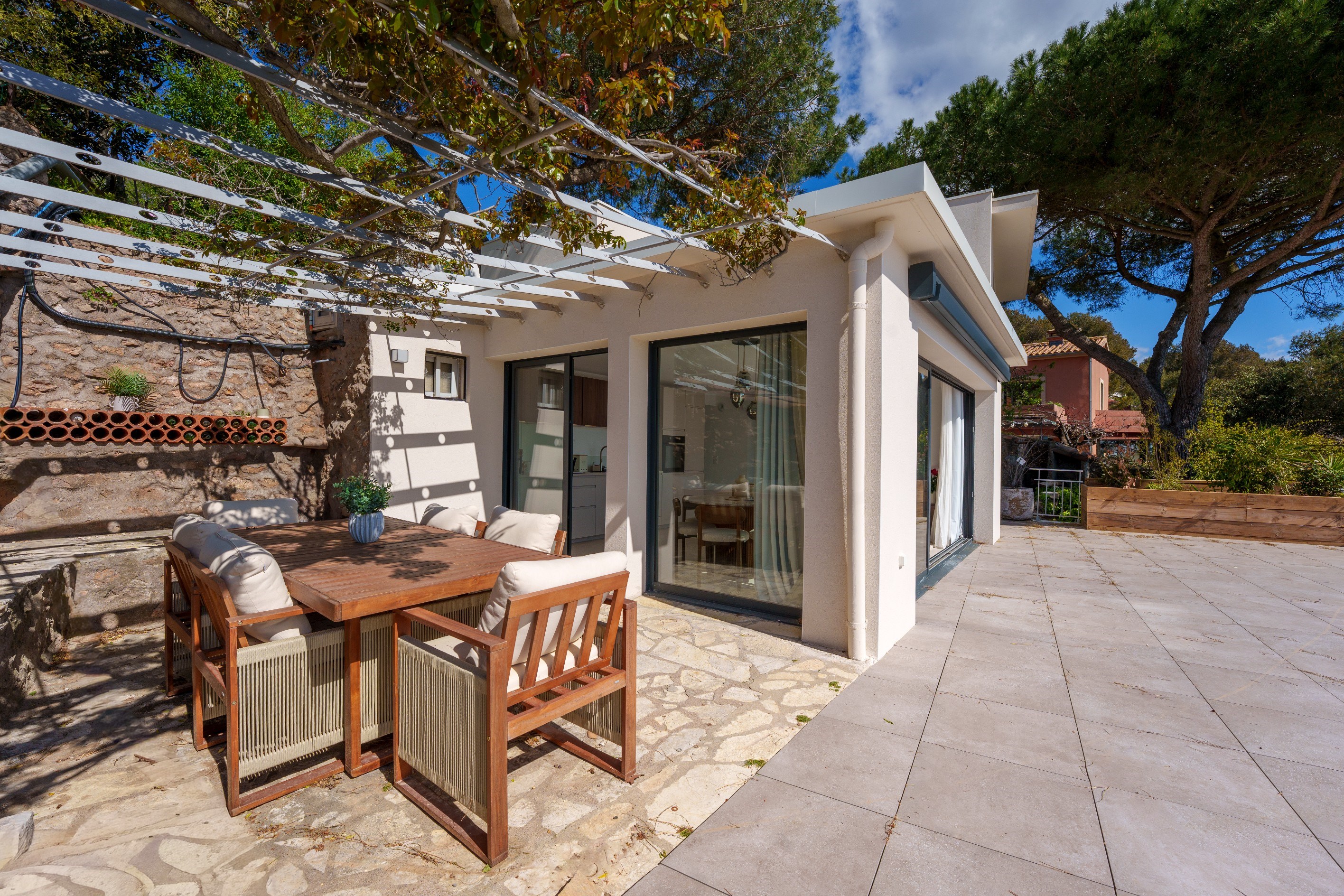  A balcony overlooking the Mediterranean… - 物件實景