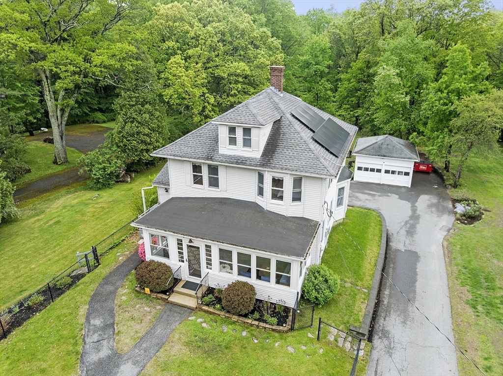 Lunenburg, Massachusetts, 01462, United States, 4 Bedrooms Bedrooms, ,2 BathroomsBathrooms,Residential,For Sale,1875910